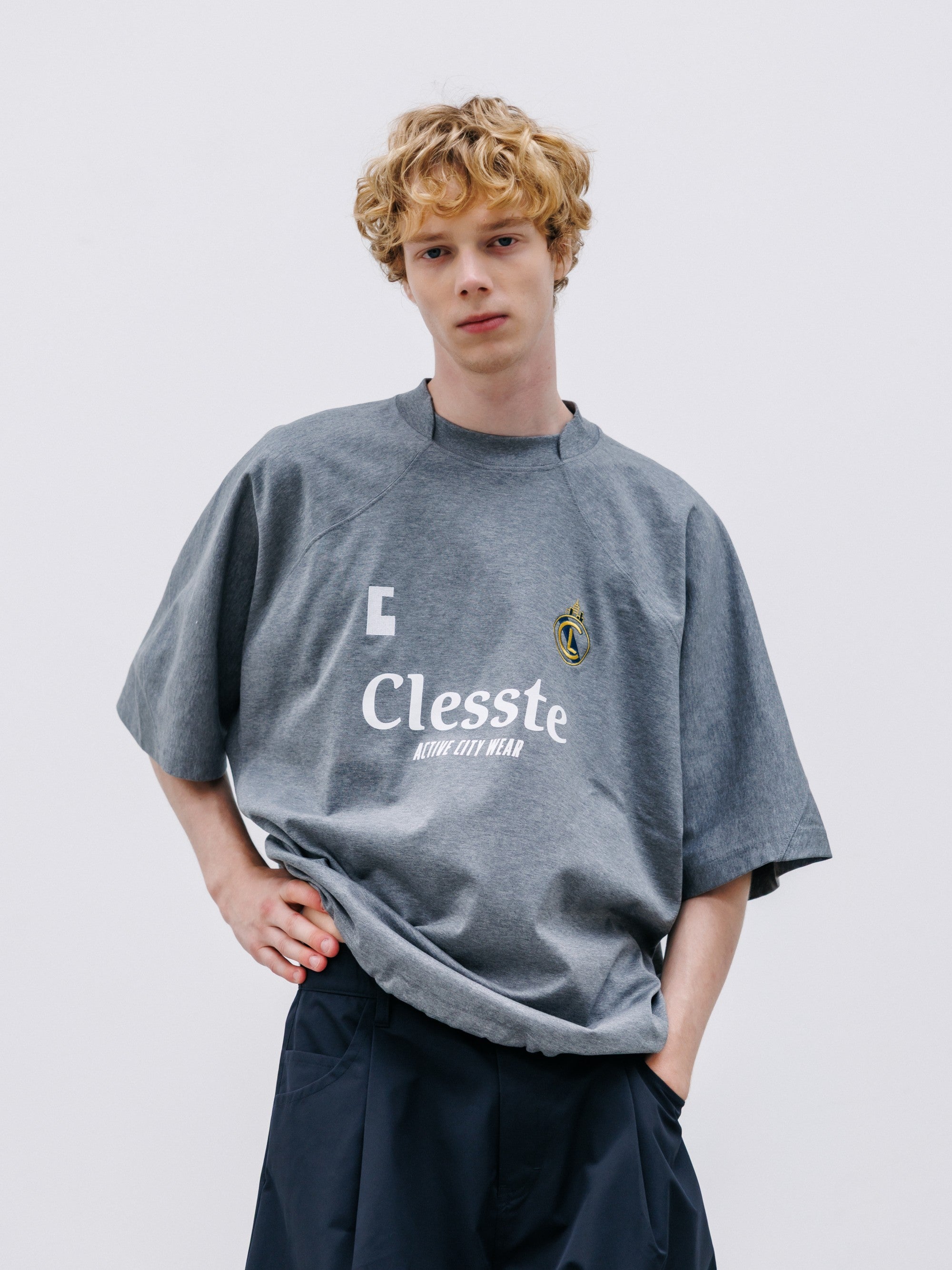 【8.29 SAT 20:00- IN STOCK】EMBROIDERED GAME S/S T-SHIRT WITH DRAWSTRINGS (HEATHER GRAY)