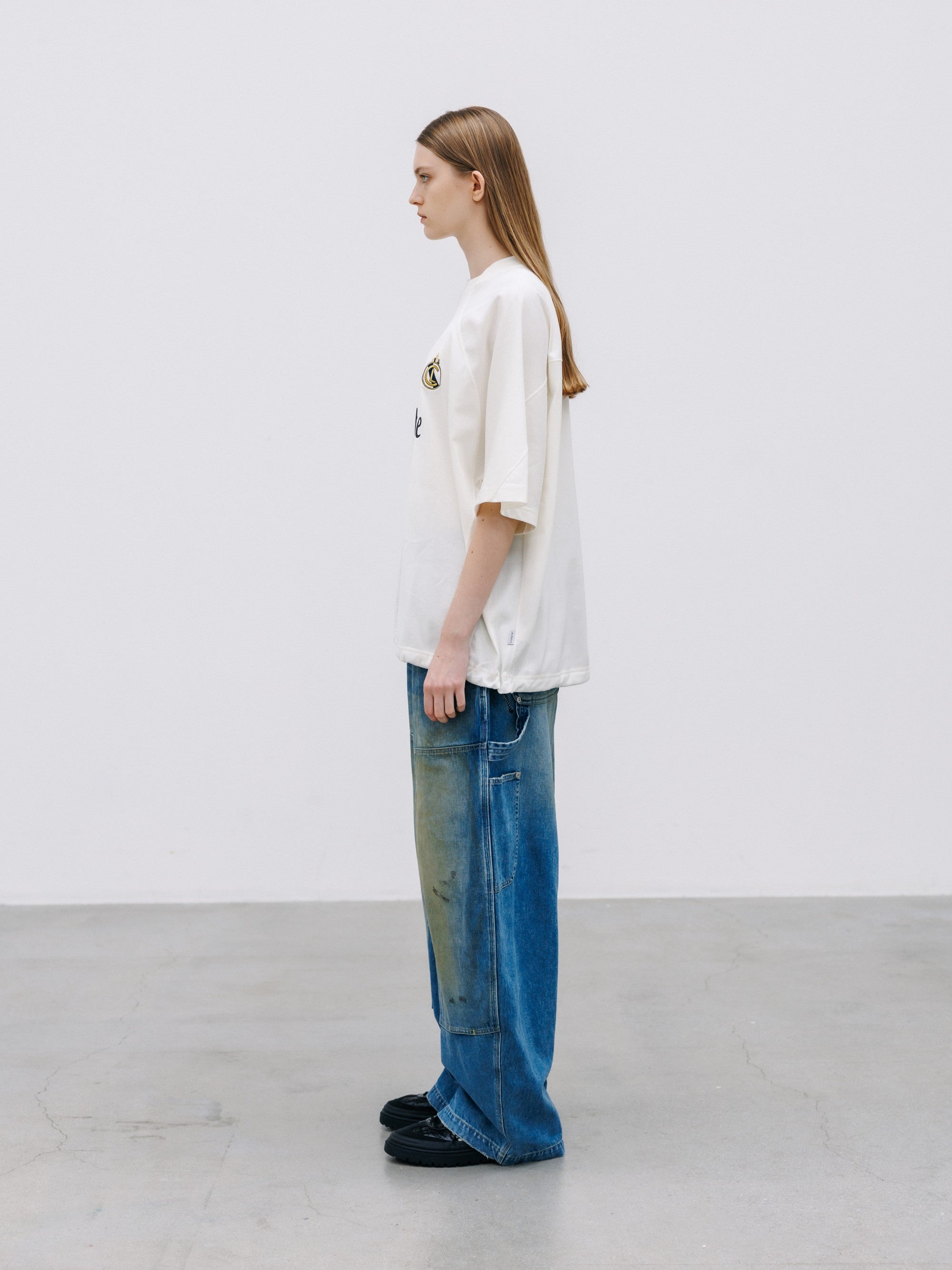 【8.29 SAT 20:00- IN STOCK】EMBROIDERED GAME S/S T-SHIRT WITH DRAWSTRINGS (WHITE)