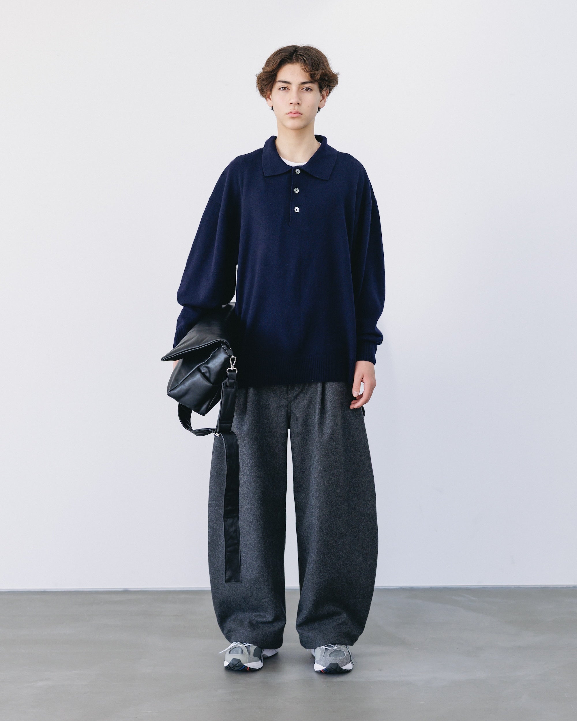 【12.27 SAT 20:00- IN STOCK】CASHMERE KNIT POLO SHIRT (NAVY)