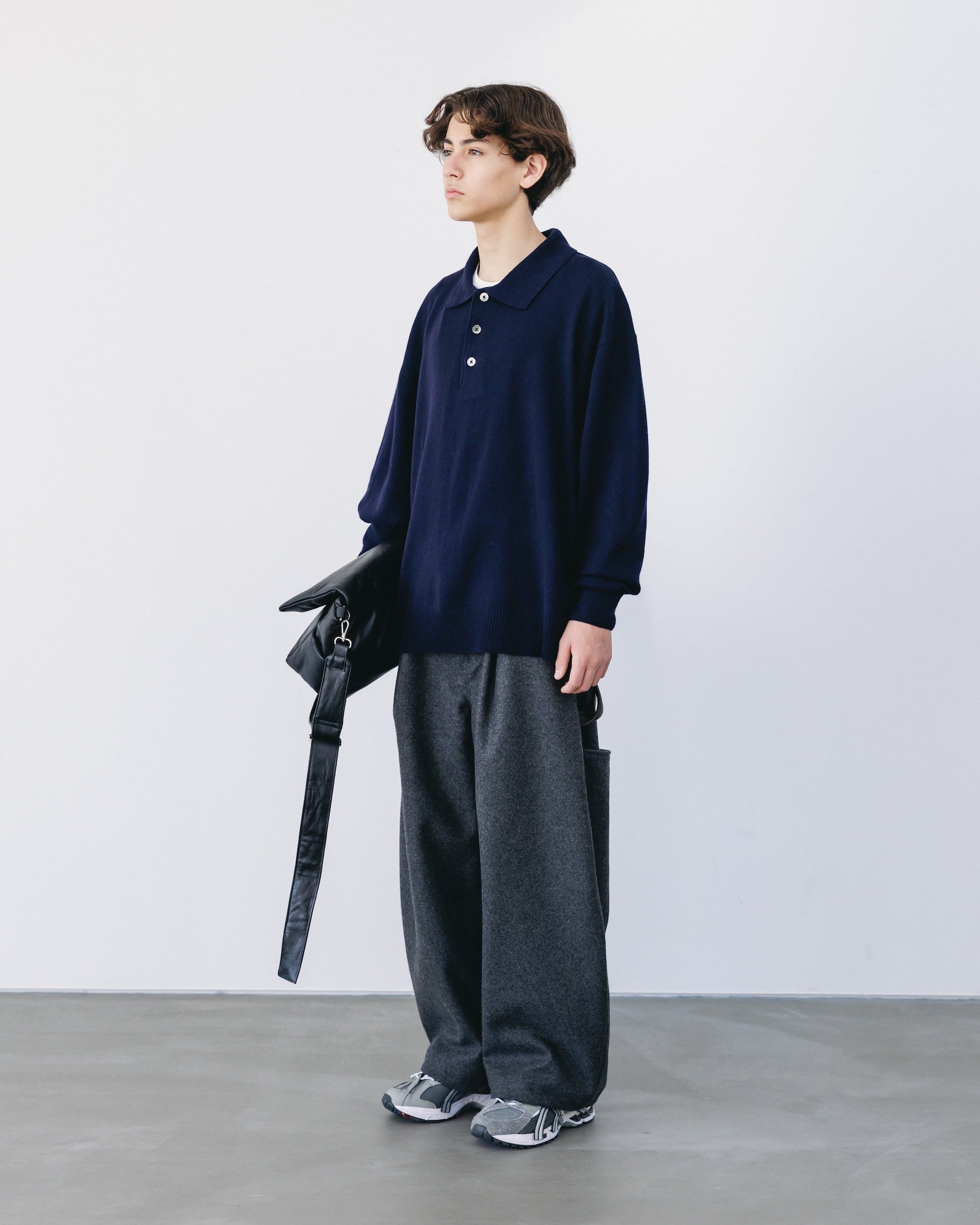 【12.27 SAT 20:00- IN STOCK】CASHMERE KNIT POLO SHIRT (NAVY)