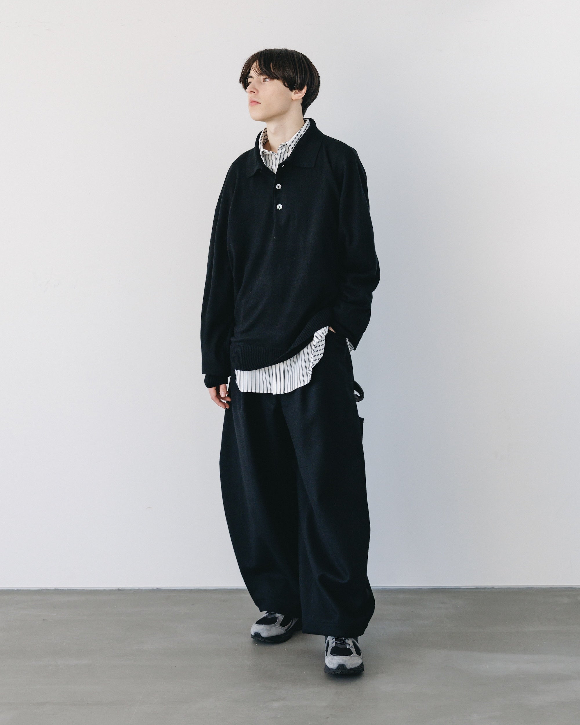 【12.27 SAT 20:00- IN STOCK】CASHMERE KNIT POLO SHIRT (BLACK)