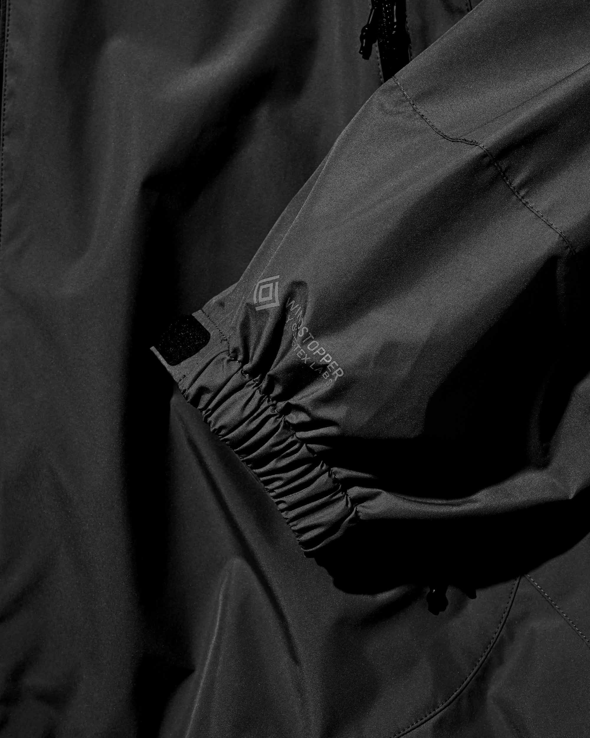 9.23 WED 20:00- IN STOCK】+phenix WINDSTOPPER® by GORE-TEX LABS CITY M