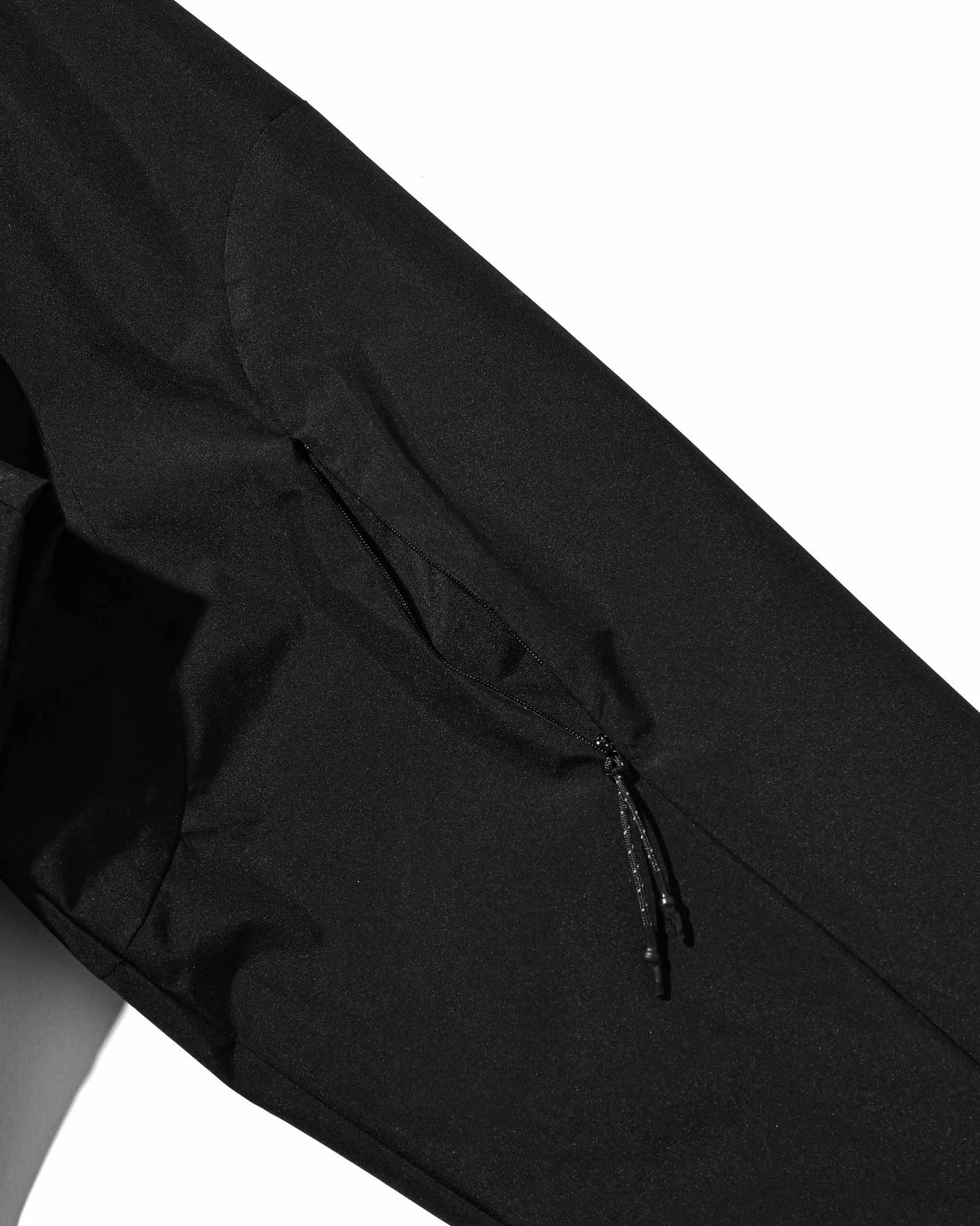 【9.26 SAT 20:00- IN STOCK】+phenix WINDSTOPPER® by GORE-TEX LABS CITY SIDEWINDER JACKET (BLACK)