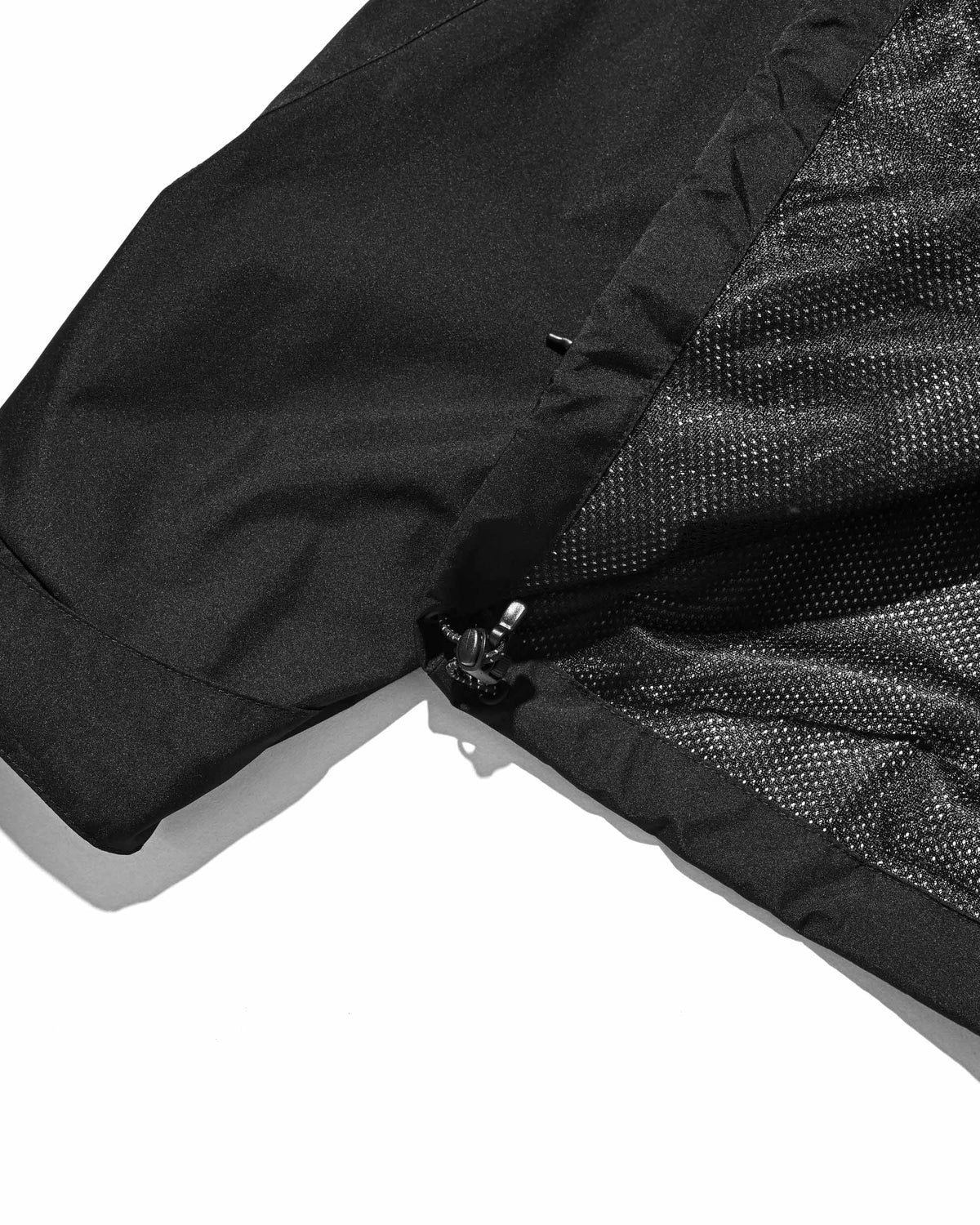 【9.26 SAT 20:00- IN STOCK】+phenix WINDSTOPPER® by GORE-TEX LABS CITY HYDRO SHED JACKET (BLACK)