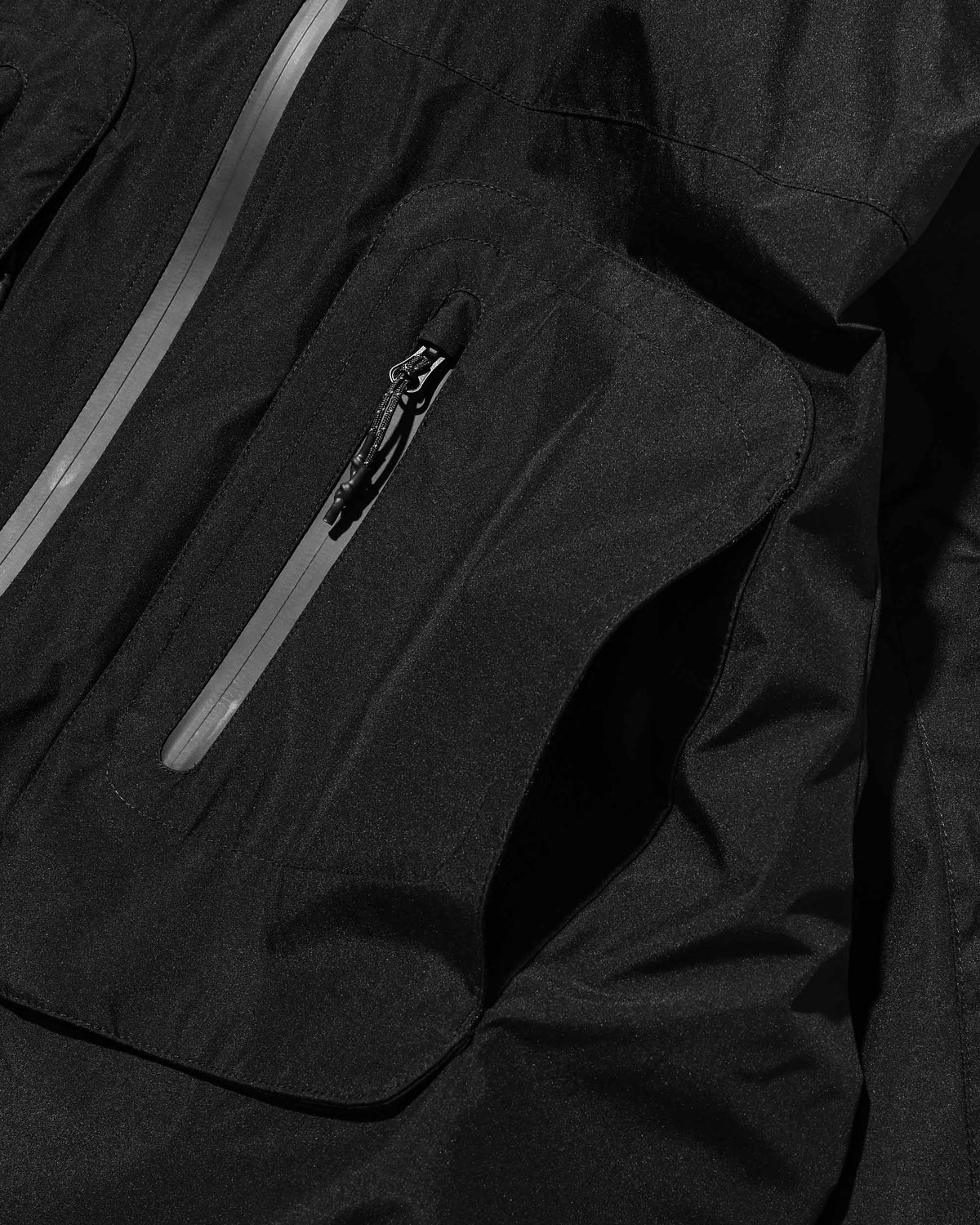 【9.26 SAT 20:00- IN STOCK】+phenix WINDSTOPPER® by GORE-TEX LABS CITY HYDRO SHED JACKET (BLACK)