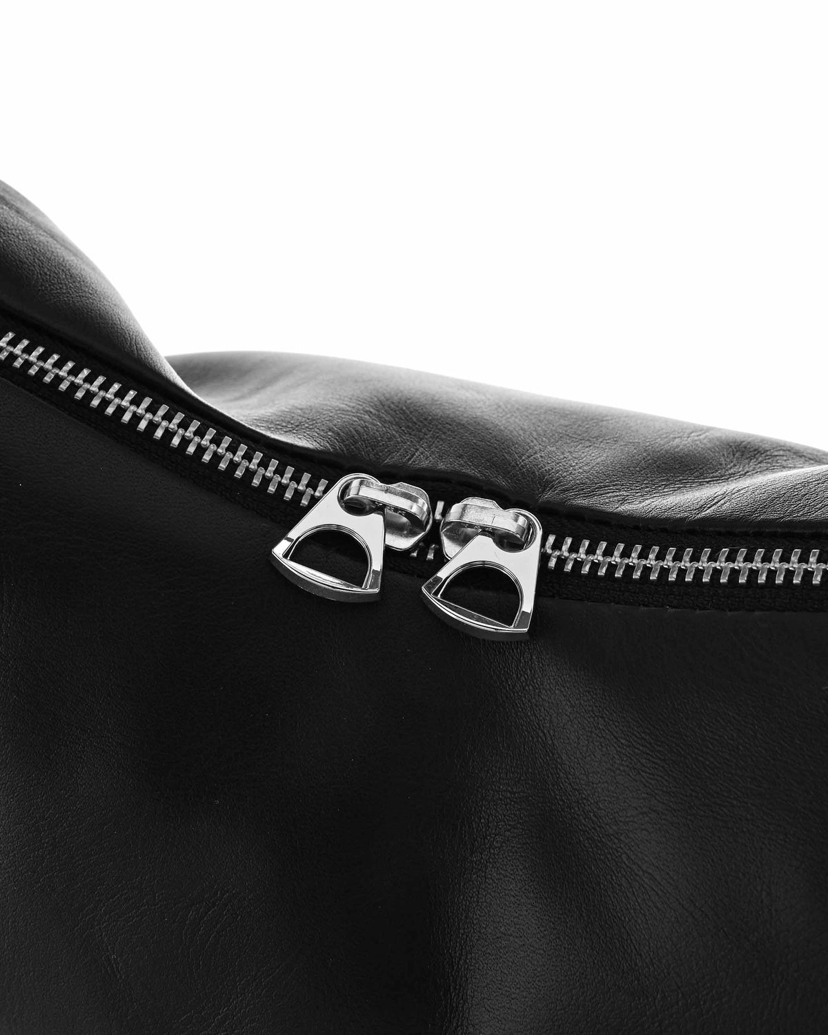 LEATHER DAYOFF BAG MINI (BLACK)