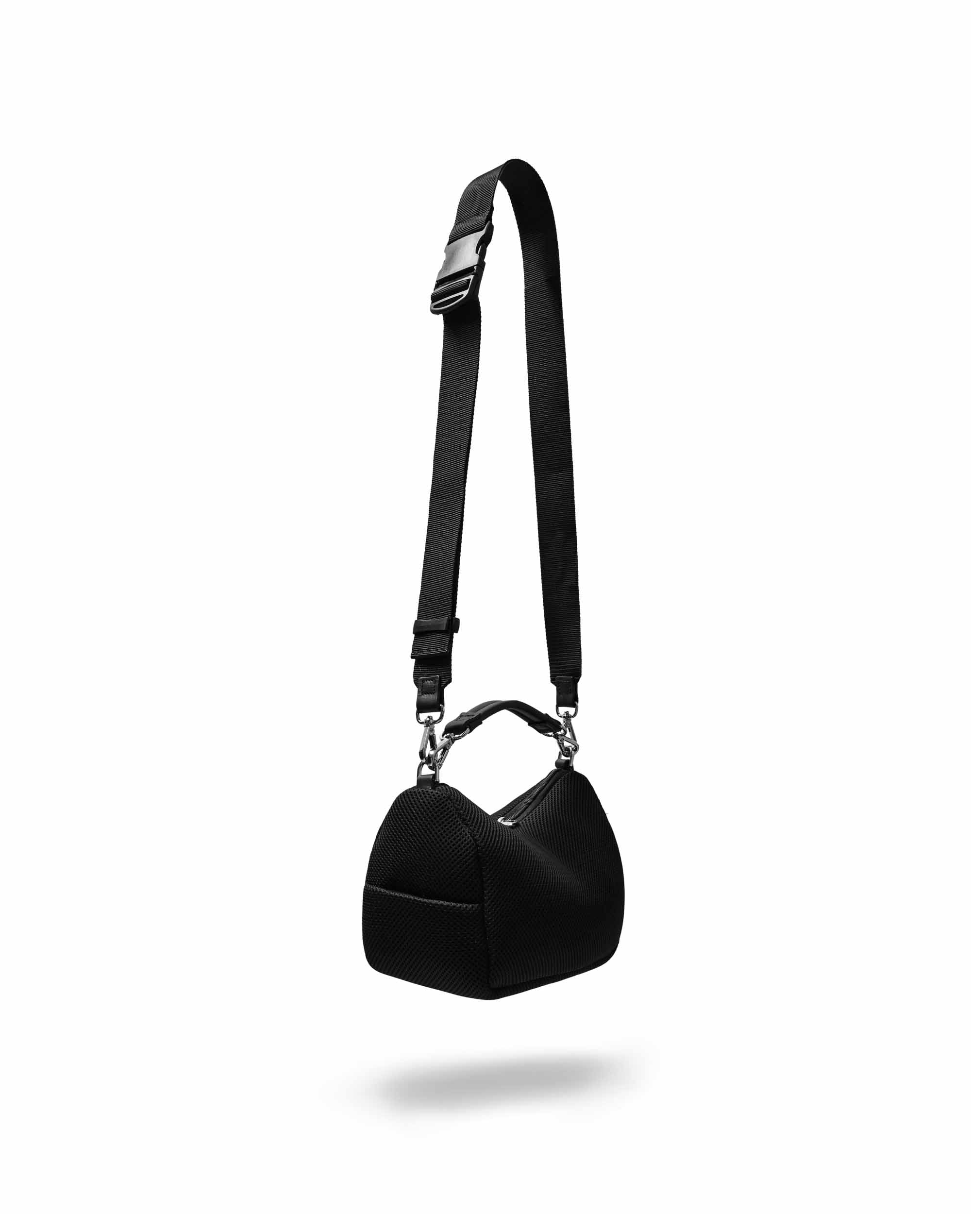 【9.12 SAT 20:00- IN STOCK】W-MESH DAYOFF BAG MINI (BLACK)