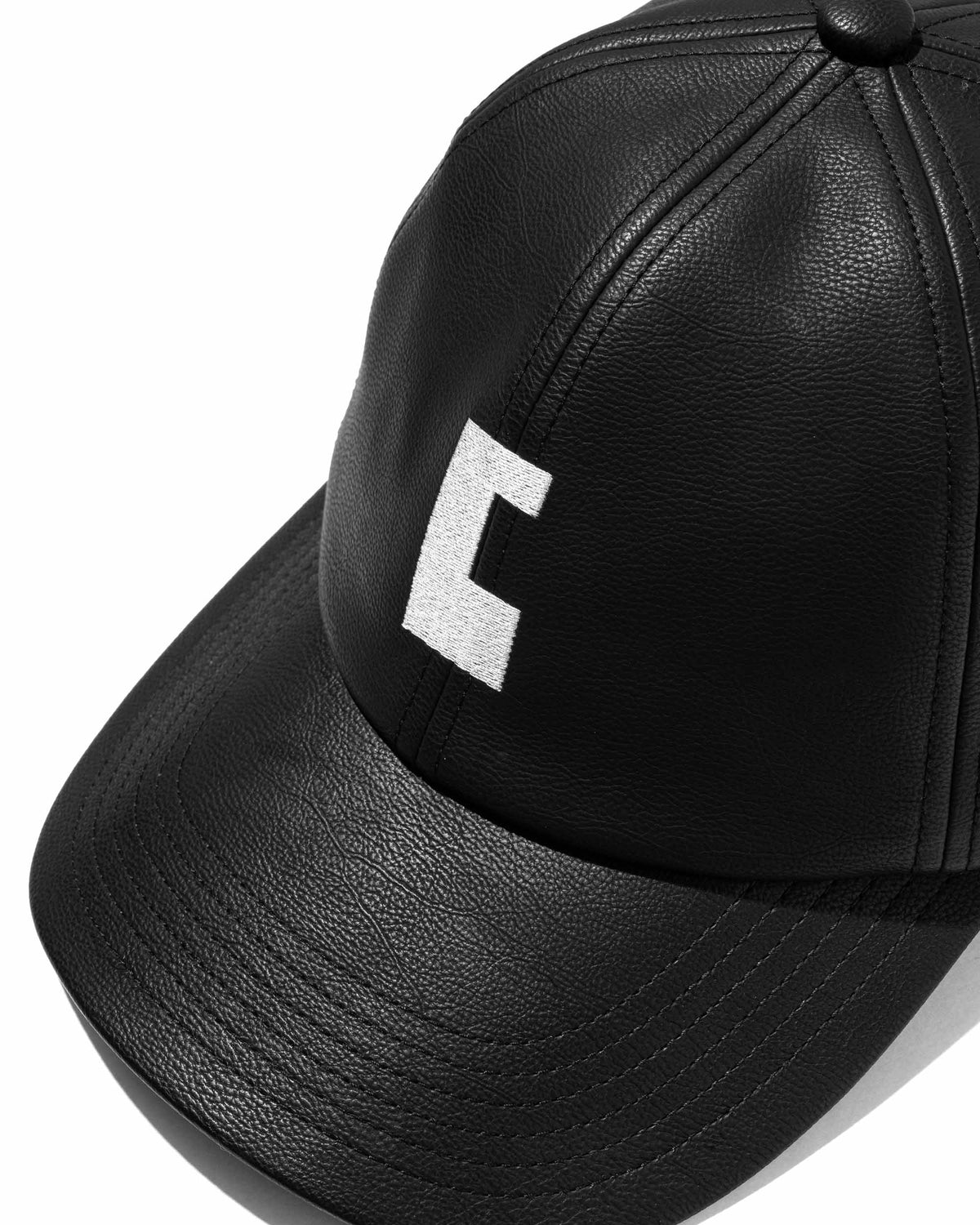 【9.16 WED 20:00- IN STOCK】"C"SYNTHETIC SKIN-TEX CITY CAP (BLACK)