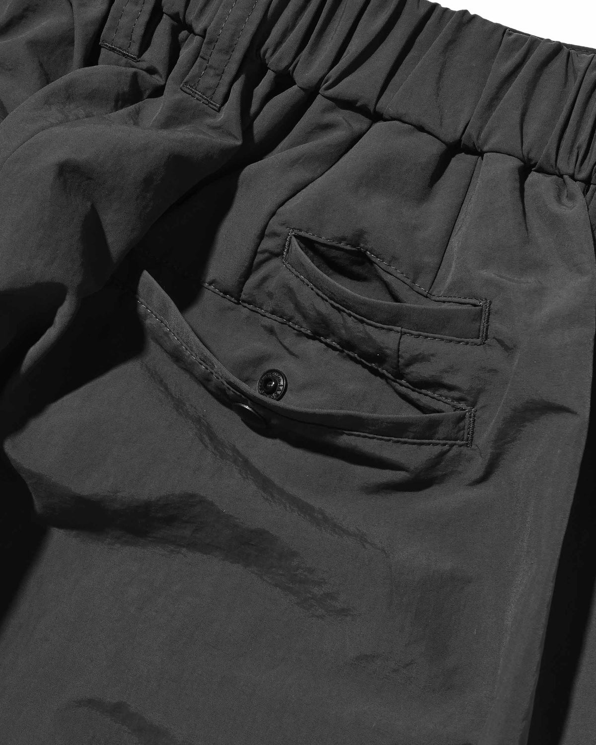 【10.4 SUN 20:00- IN STOCK】【LIMITED】 “YES G♡♡D MARKET" ACTIVE CITY UNIFORM WIDE TAPERED PANTS (GRAY)