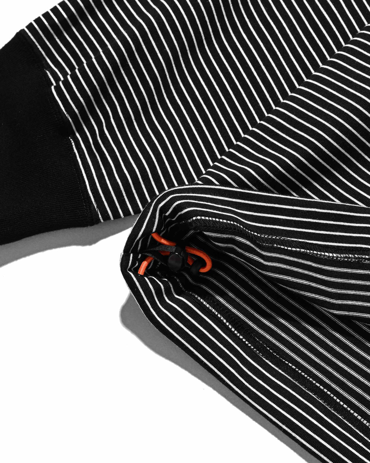 【10.4 SUN 20:00- IN STOCK】【LIMITED】 “C×YES GOOD MARKET" STRIPED HENLEY NECK L/S T-SHIRT WITH DRAWSTRINGS (BLACK)