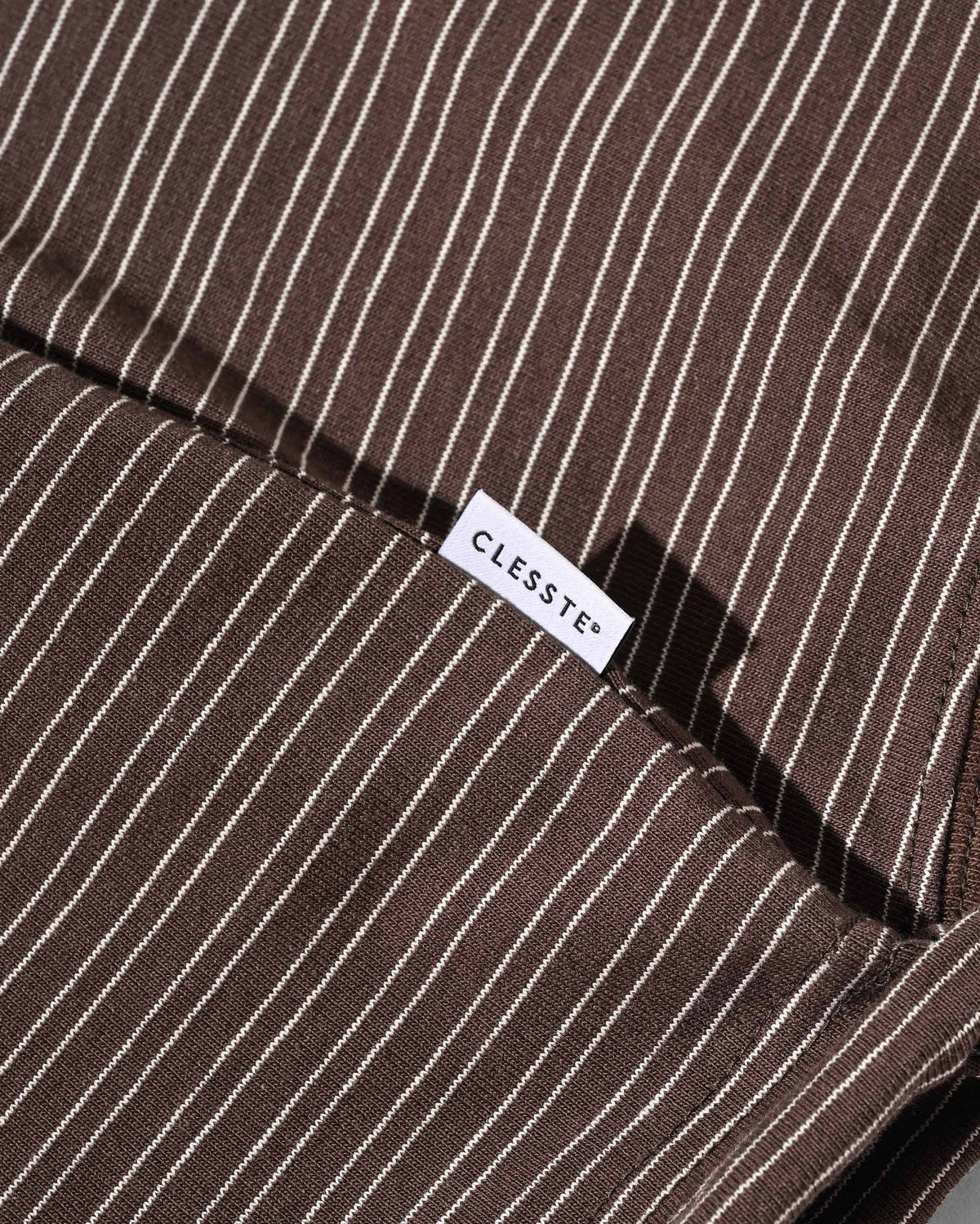 【10.4 SUN 20:00- IN STOCK】【LIMITED】 “YES G♡♡D MARKET" MICRO STRIPED L/S T-SHIRT WITH DRAWSTRINGS (BROWN)