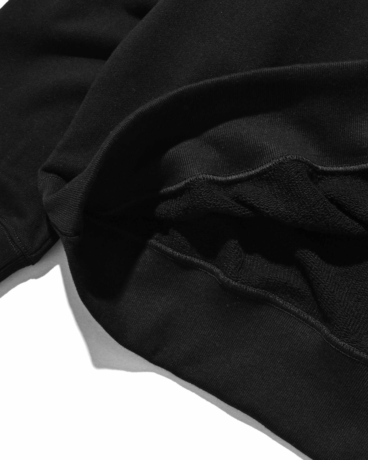 【10.4 SUN 20:00- IN STOCK】【LIMITED】 “C×YES GOOD MARKET"  L/S SWEATSHIRT (BLACK)