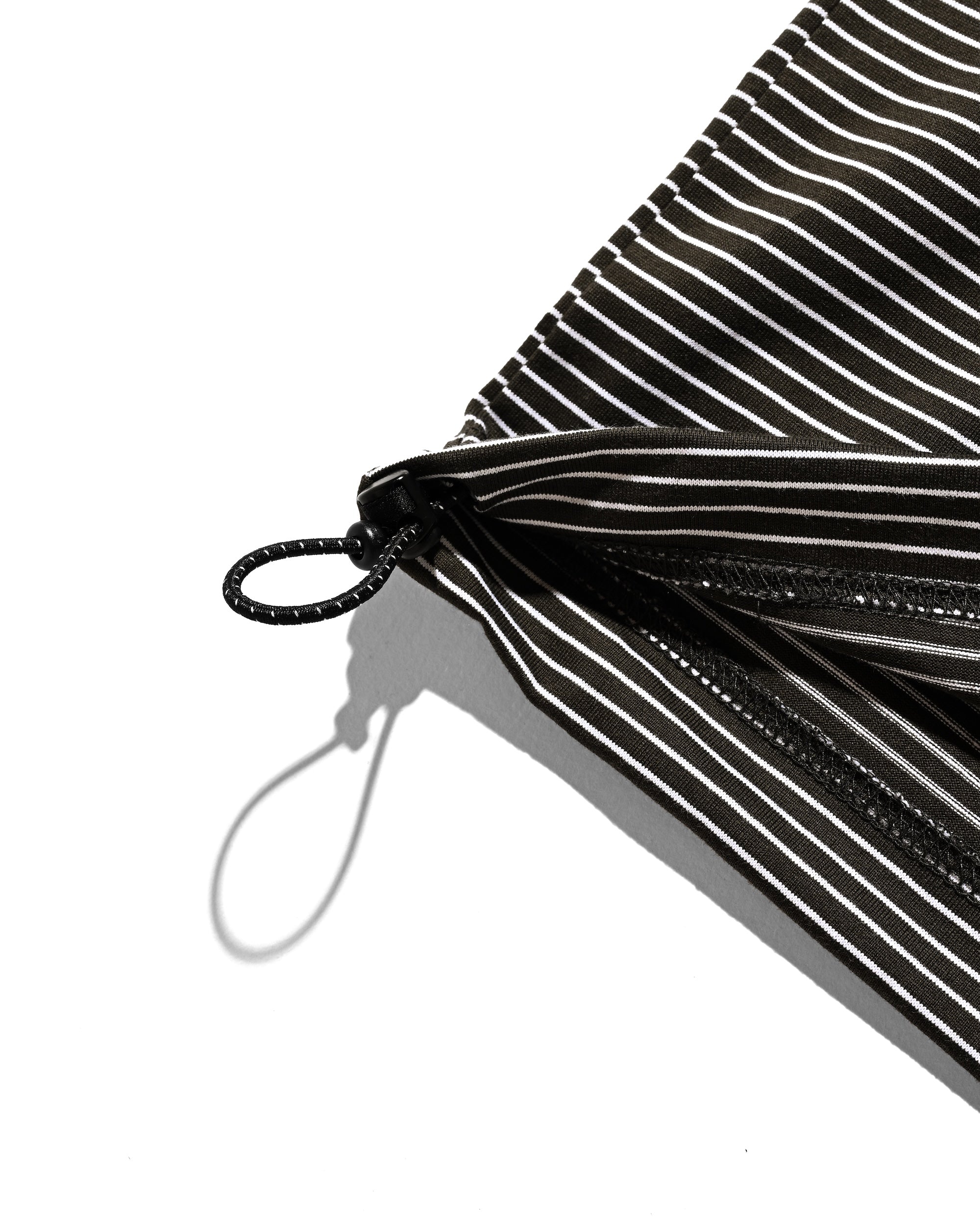 EMBROIDERY LOGO STRIPED S/S POLO WITH DRAWSTRINGS (BROWN×WHITE)