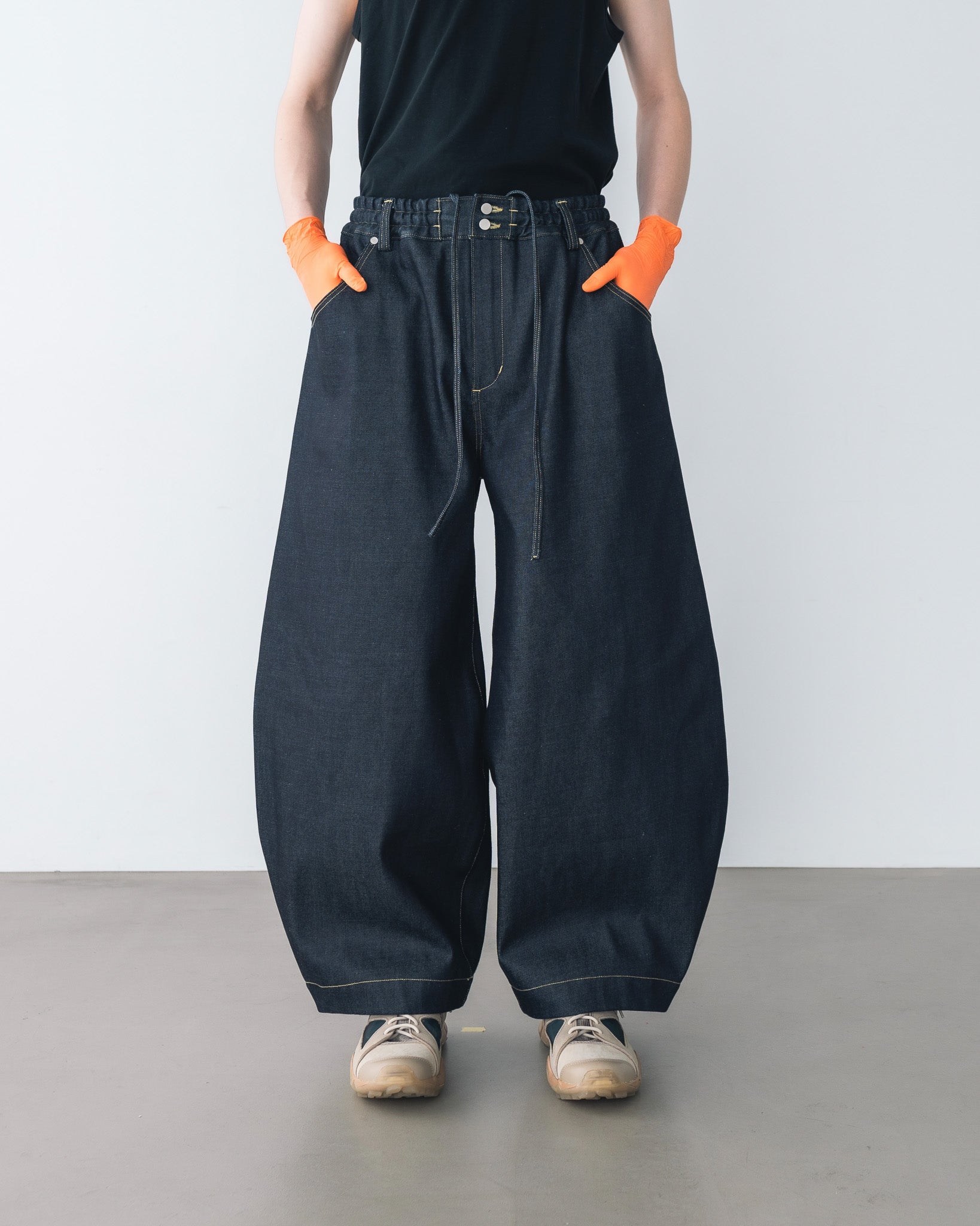 【4.22 sat 20:00- stock sales start】MASSIVE PANTS