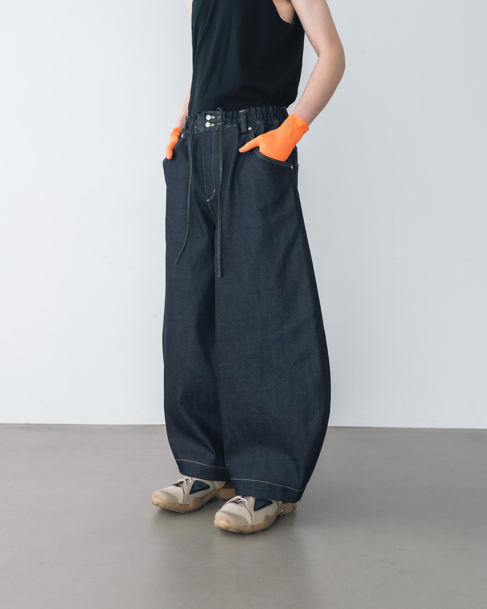 【4.22 sat 20:00- stock sales start】MASSIVE PANTS