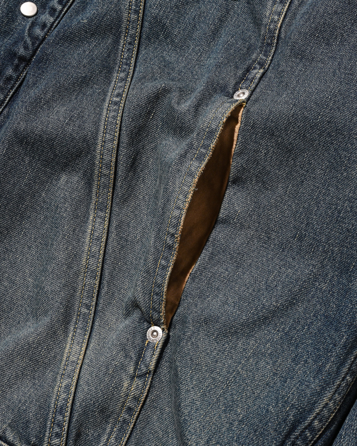 【10.10 SAT 20:00- IN STOCK】 VINTAGE DYED SELVEDGE DENIM FUTURE TRUCKER JACKET (VINTAGE INDIGO)