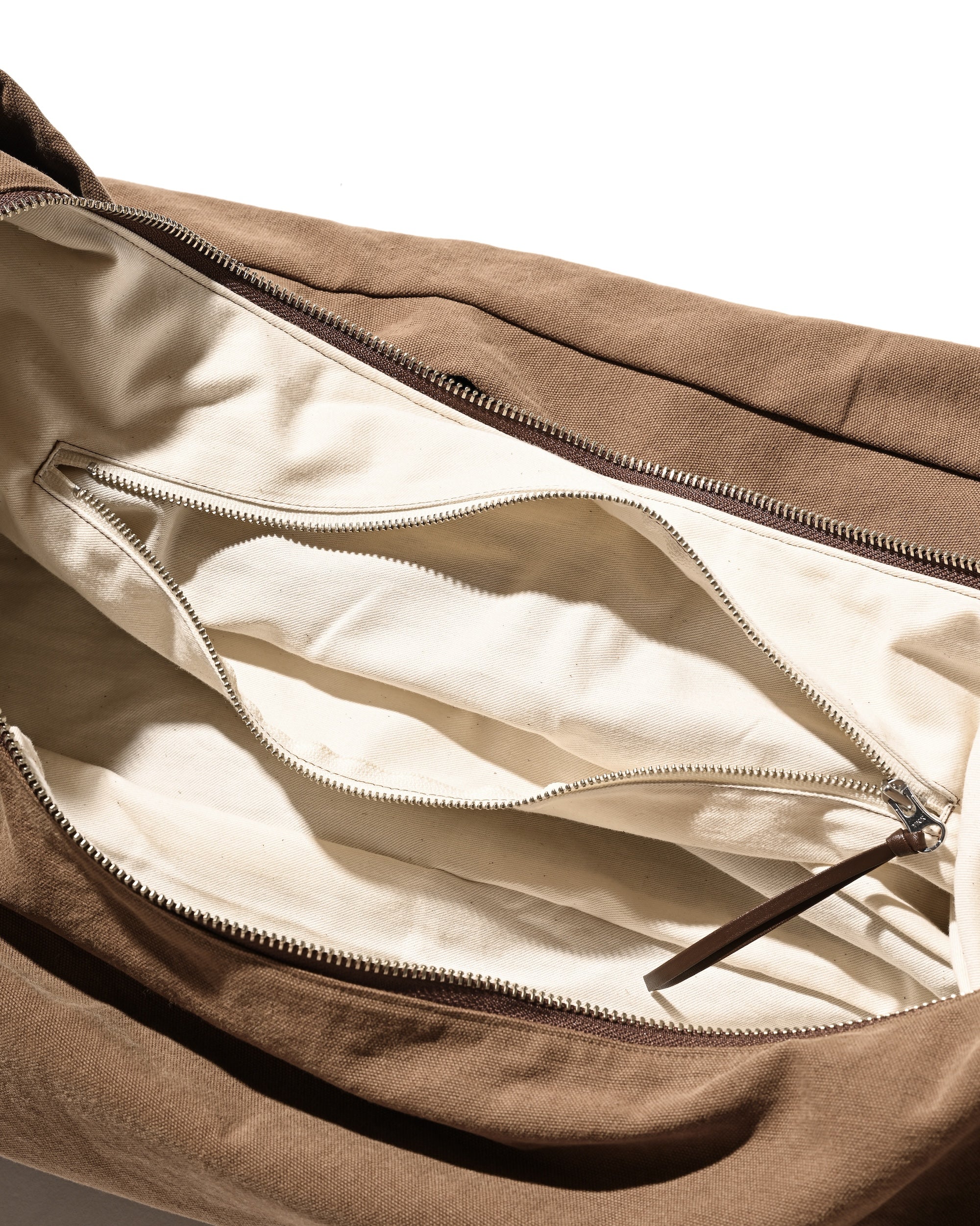 VINTAGE DYED SYSTEM BAG (L) (BROWN)