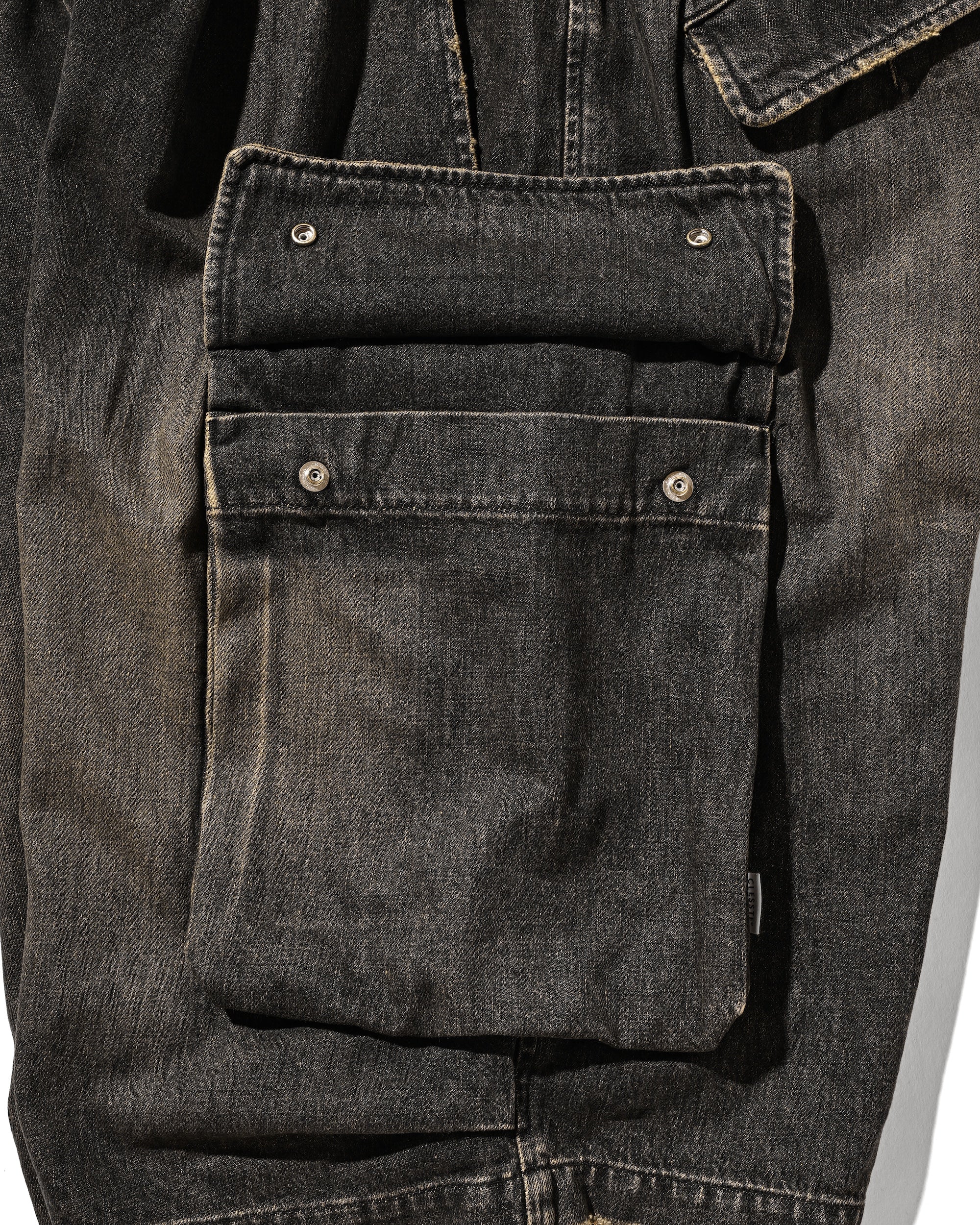 【3.18 WED 20:00- IN STOCK】VINTAGE DYED SELVEDGE DENIM CITY MILITARY HALF PANTS (VINTAGE BLACK)