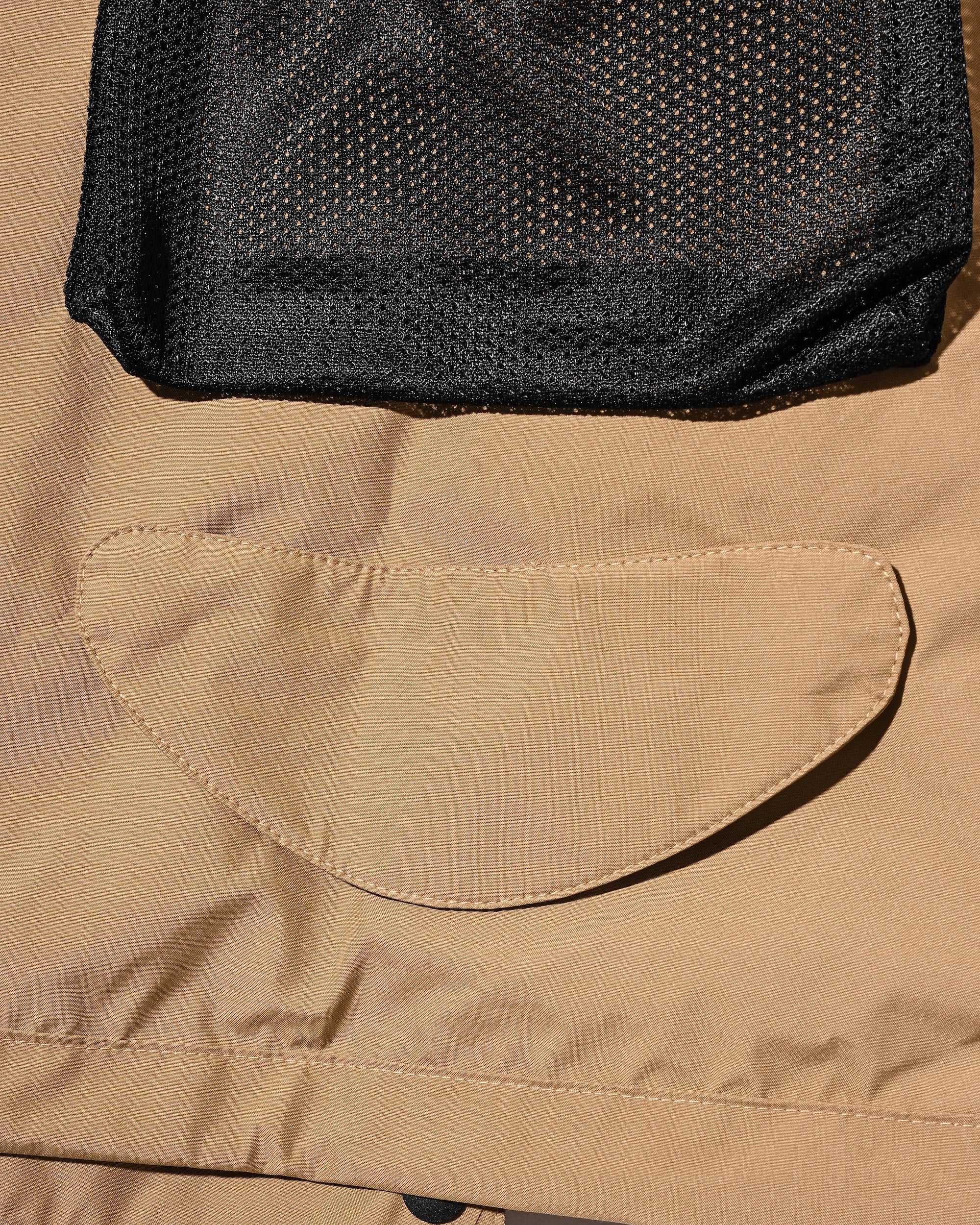 +phenix WINDSTOPPER® BY GORE-TEX LABS CITY STORAGE COVERALL JACKET (CAMEL BEIGE)