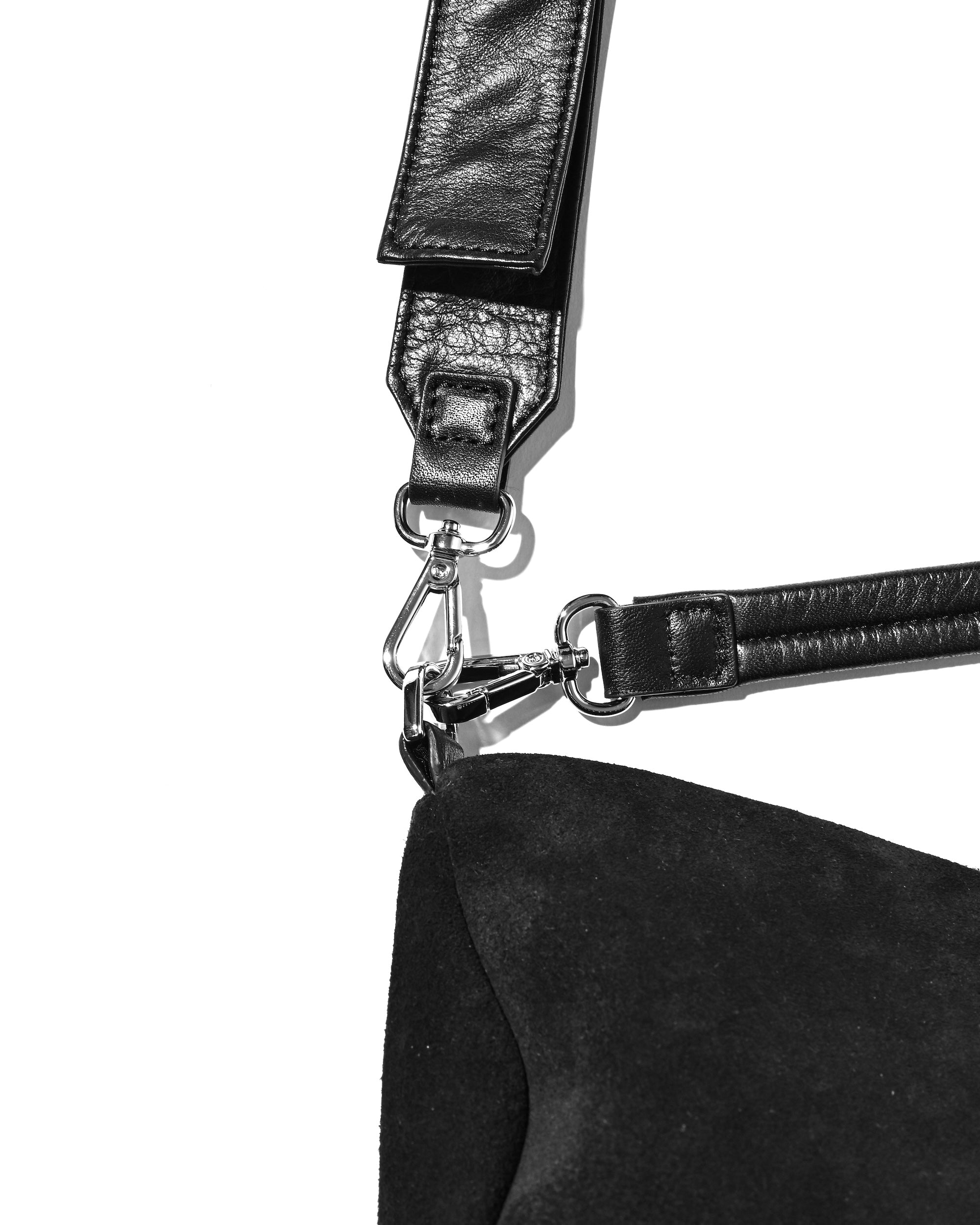 SUEDE DAYOFF BAG (BLACK)