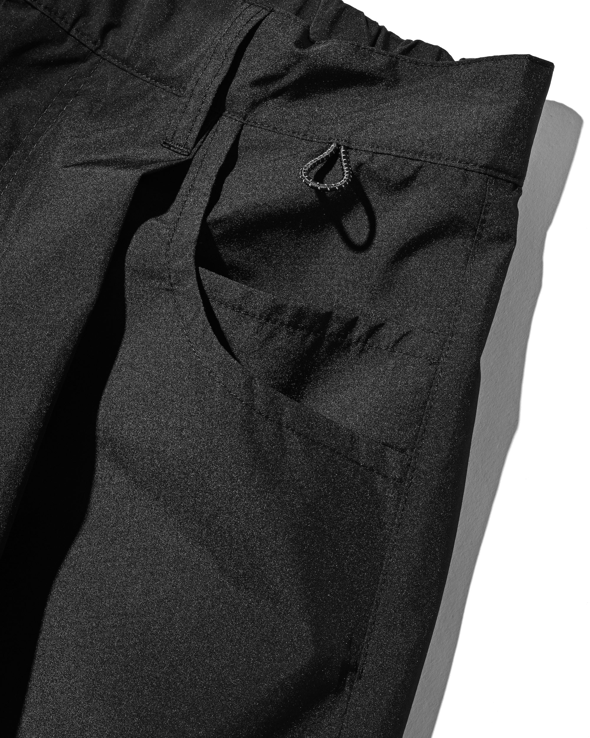 +phenix WINDSTOPPER® by GORE-TEX LABS CITY MASSIVE UTILITY PANTS (BLACK)