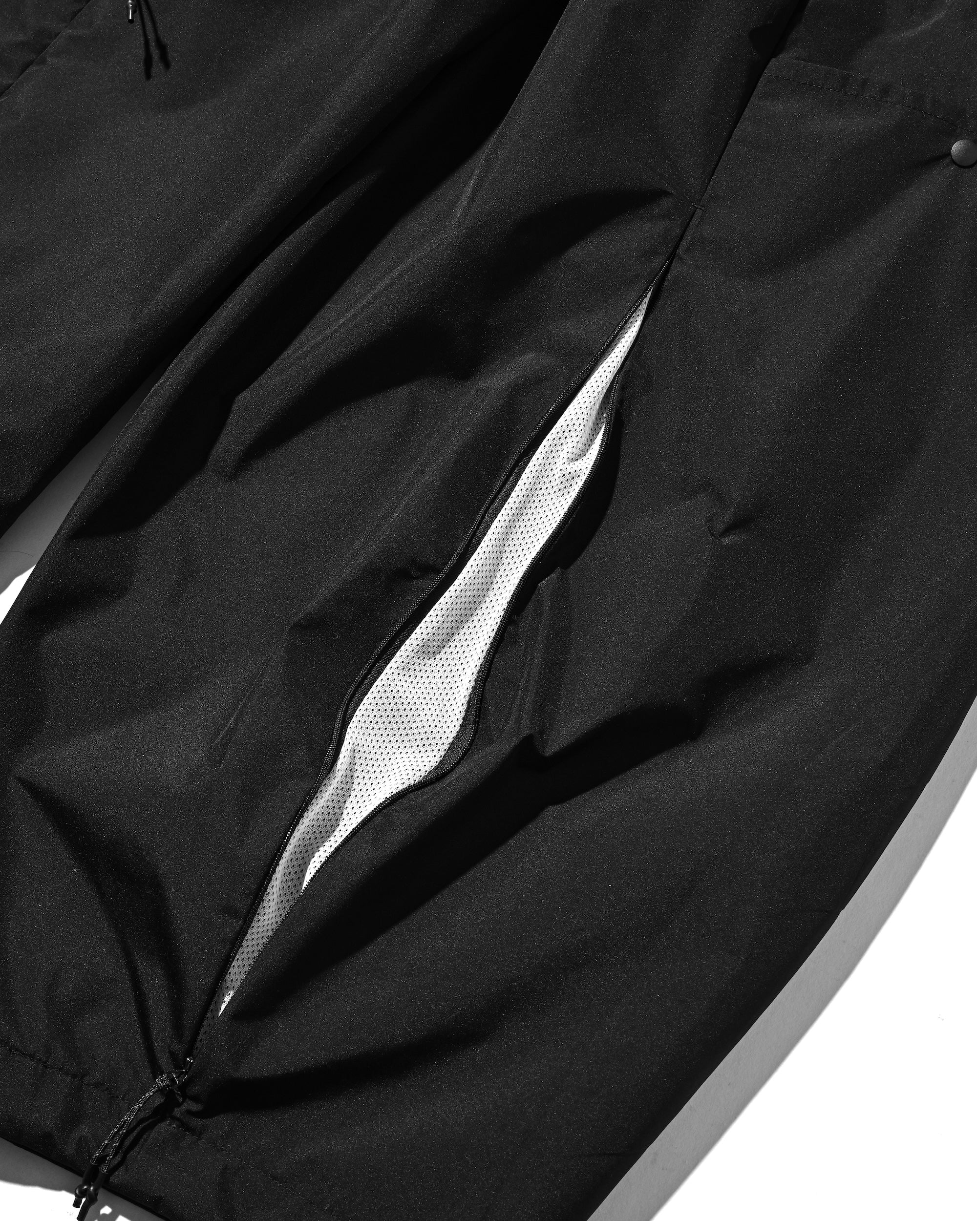【6.10 WED 20:00- IN STOCK】+phenix WINDSTOPPER® by GORE-TEX LABS CITY MASSIVE UTILITY PANTS (BLACK×WHITE)