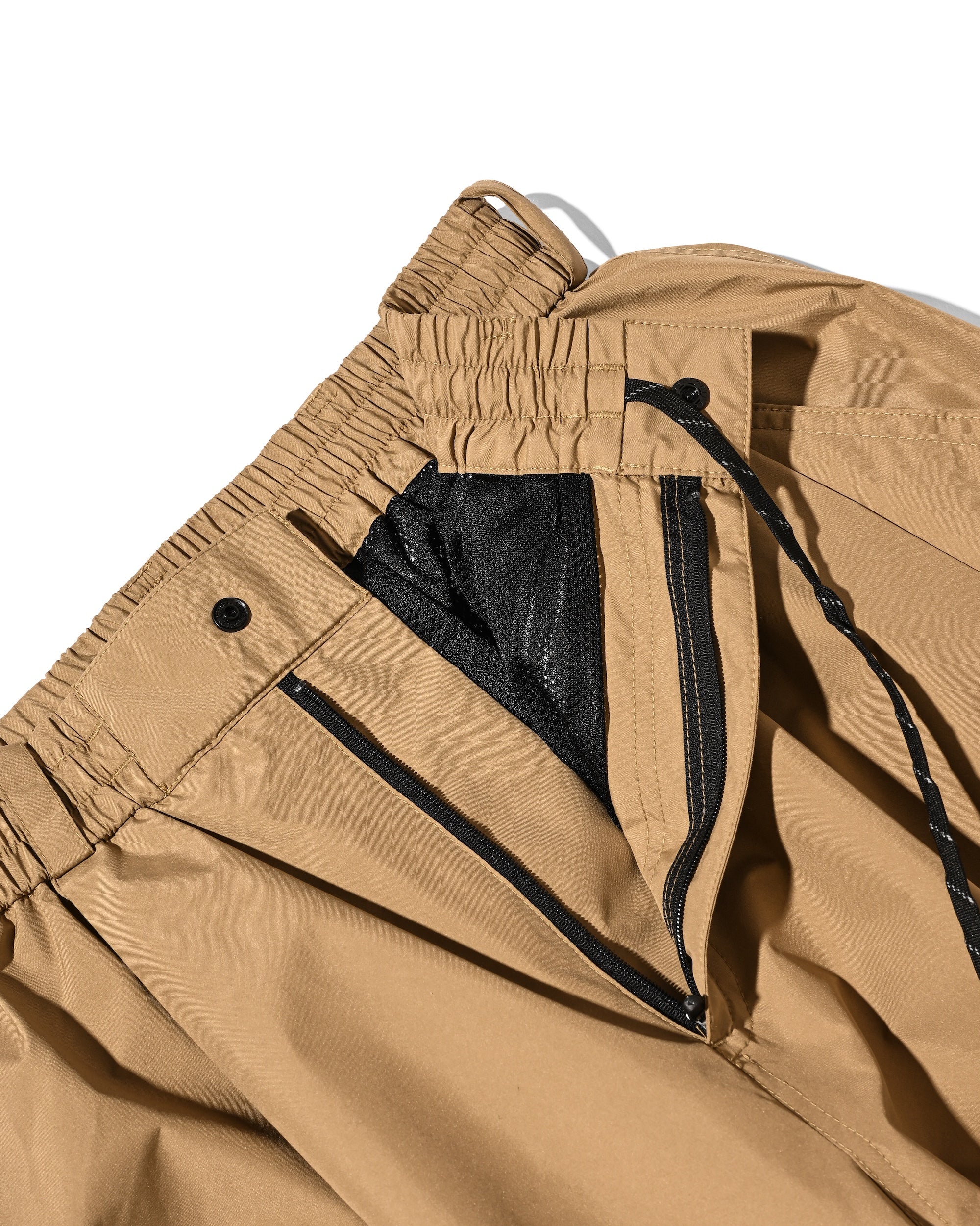 +phenix WINDSTOPPER® by GORE-TEX LABS CITY MEGA POCKET BALLOON CARGO PANTS (CAMEL BEIGE)