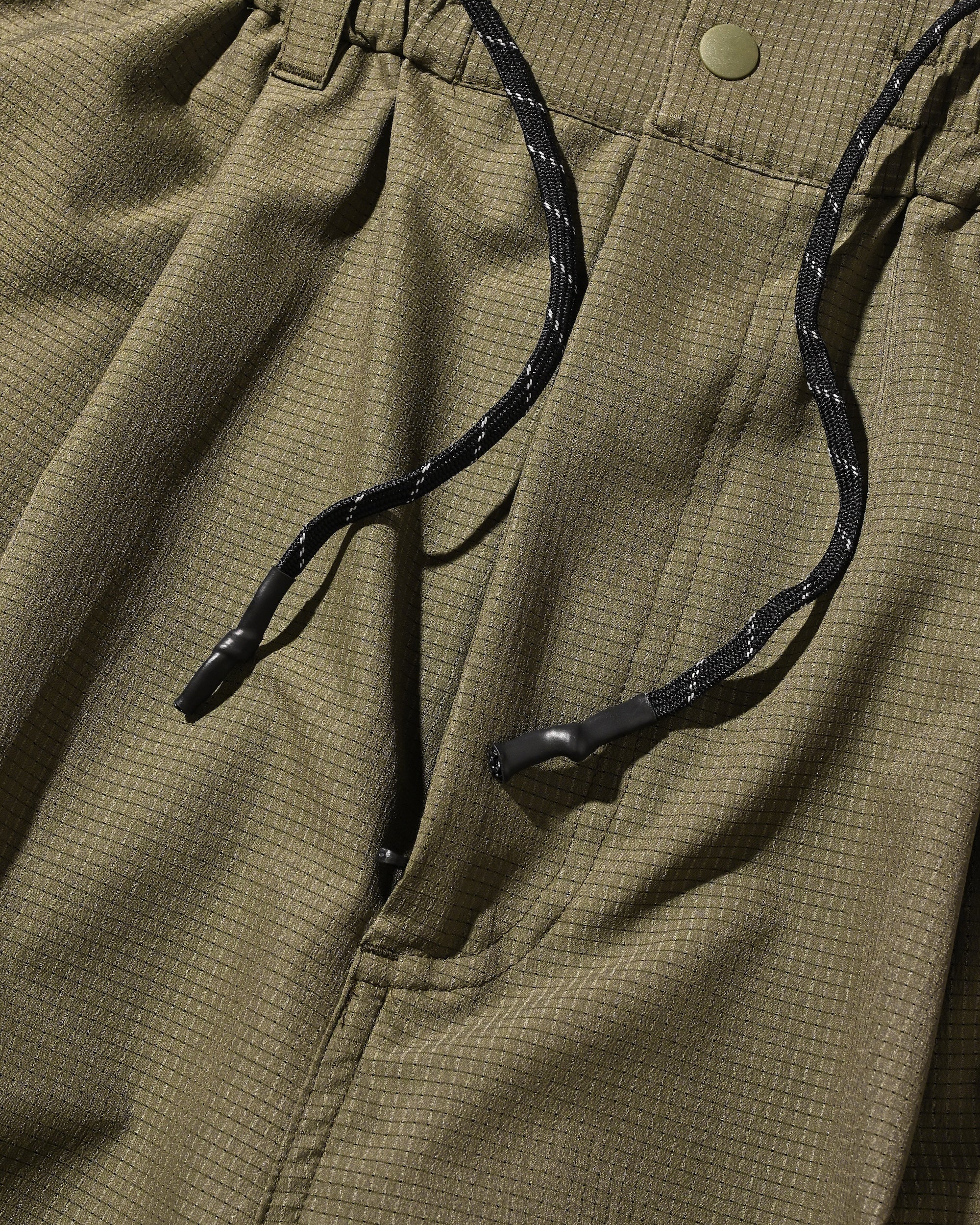 【4.11 SAT 20:00- IN STOCK】COOLDOTS® CITY MEGA POCKET BALLOON CARGO HALF PANTS (OLIVE)