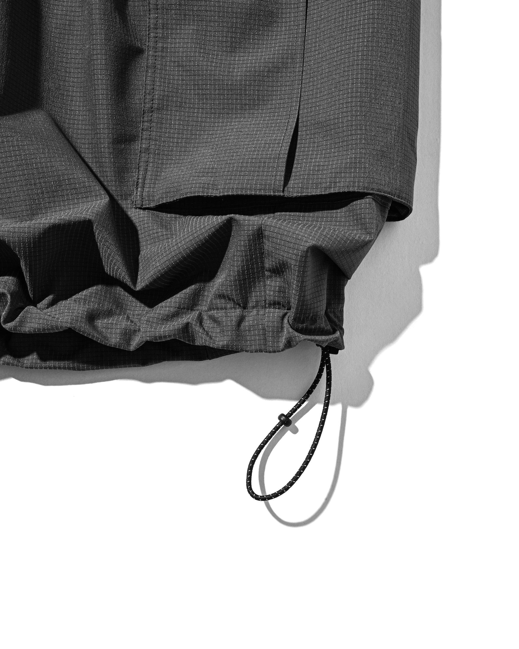 【4.11 SAT 20:00- IN STOCK】COOLDOTS® CITY MEGA POCKET BALLOON CARGO HALF PANTS (CHARCOAL)