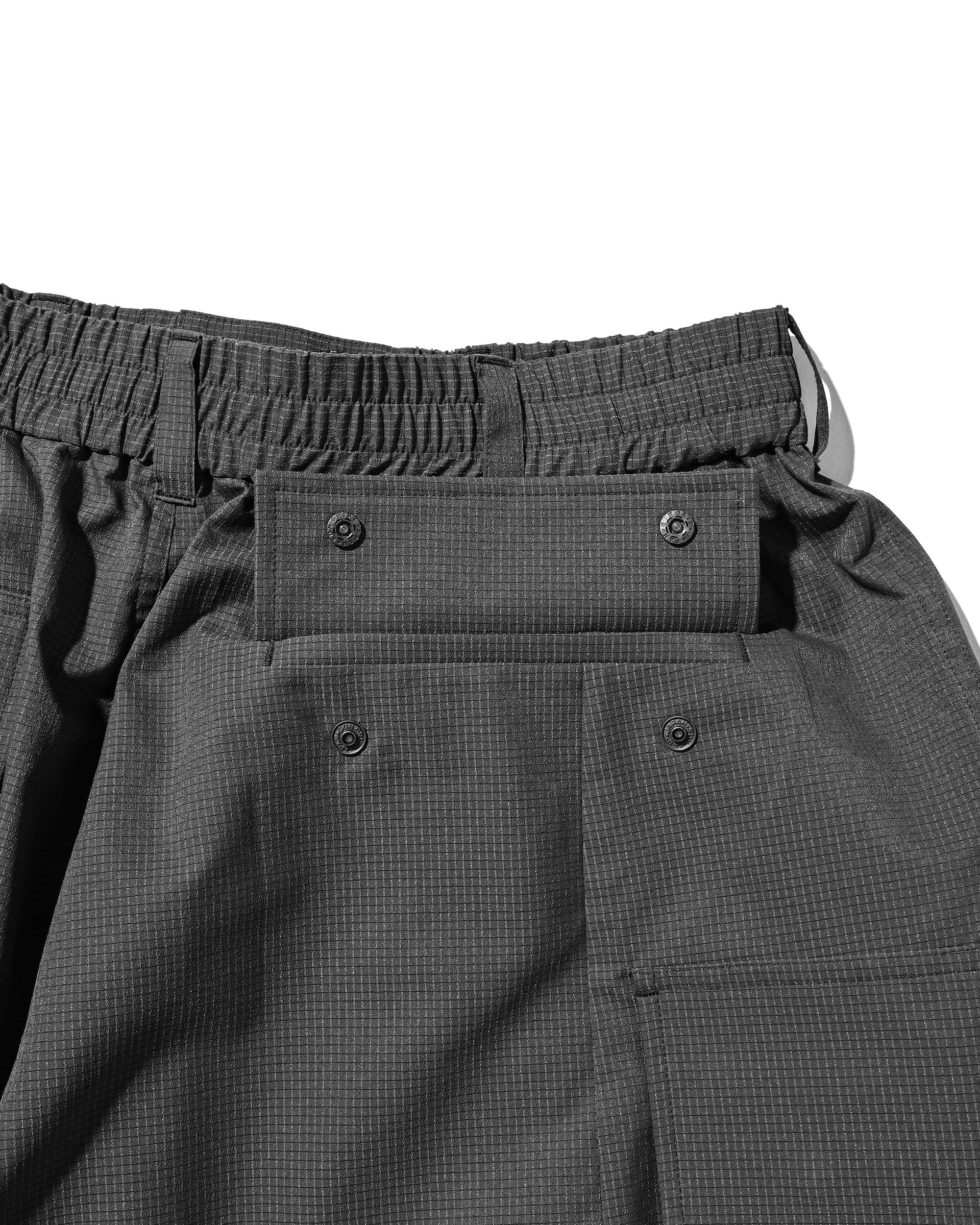 【4.11 SAT 20:00- IN STOCK】COOLDOTS® CITY MEGA POCKET BALLOON CARGO HALF PANTS (CHARCOAL)