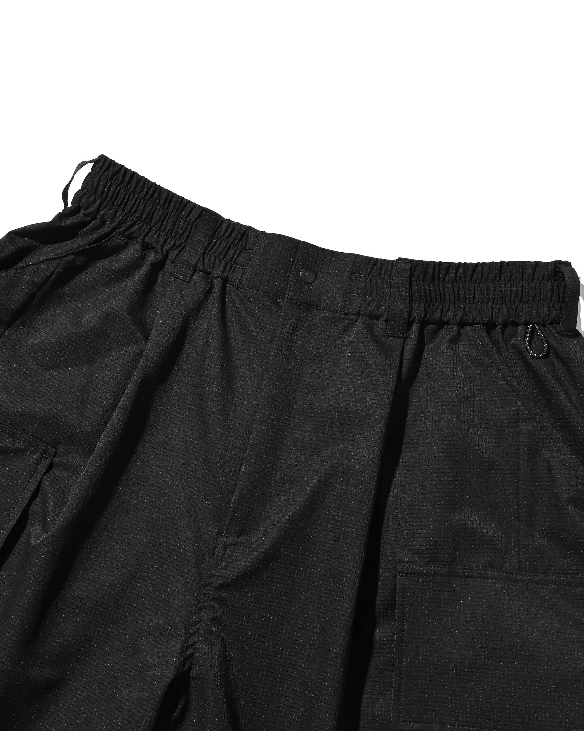 【4.11 SAT 20:00- IN STOCK】COOLDOTS® CITY MEGA POCKET BALLOON CARGO HALF PANTS (BLACK)