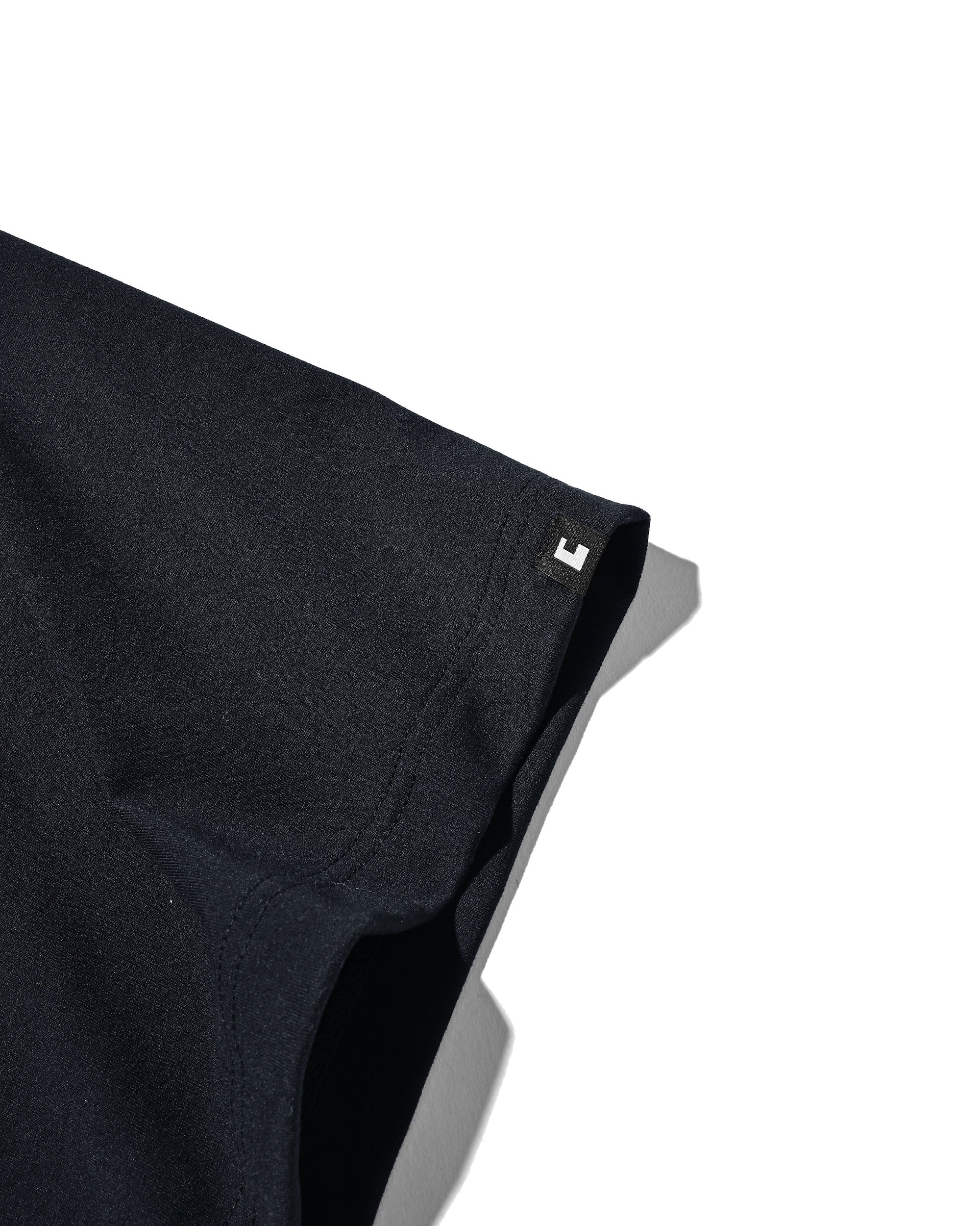 【4.29 WED 20:00- IN STOCK】TECH POCKET S/S T-SHIRT (NAVY)