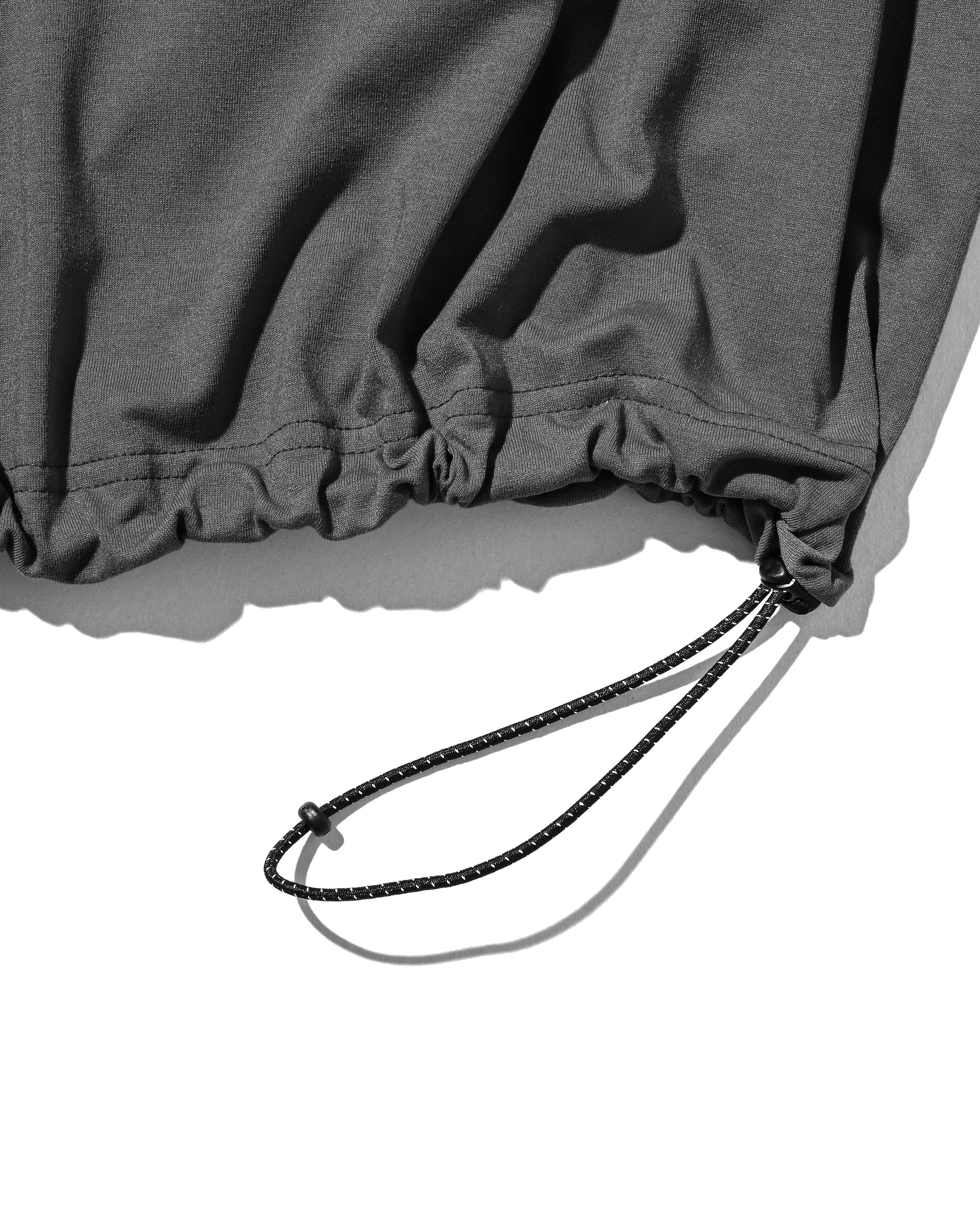 TECH POCKET S/S T-SHIRT (CHARCOAL)