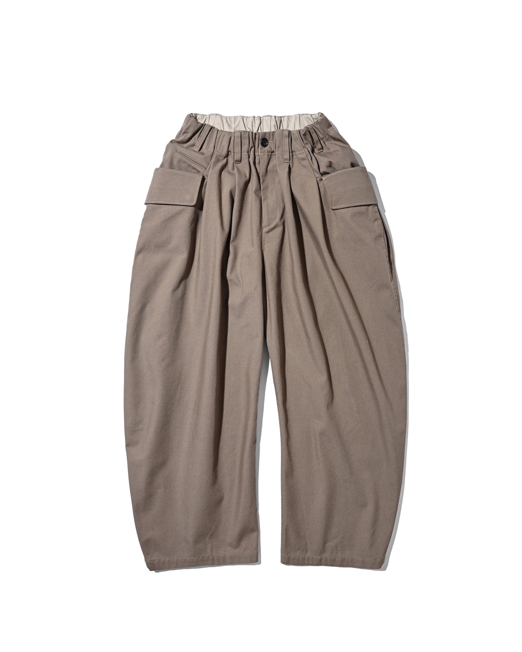 【4.25 SAT 20:00- IN STOCK】SIDE FLAP CURVE PANTS (MOCHA)