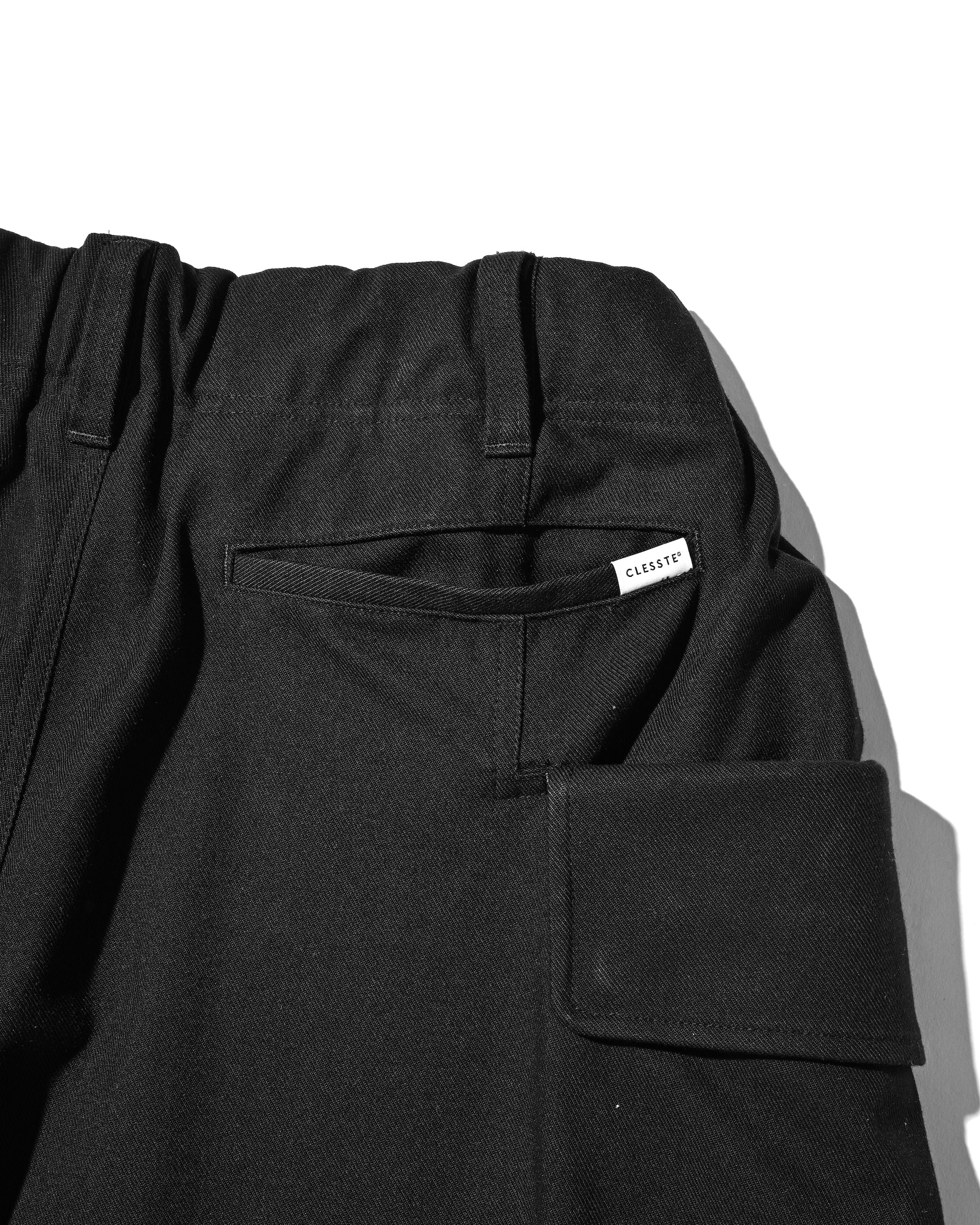 SIDE FLAP CURVE PANTS (BLACK)