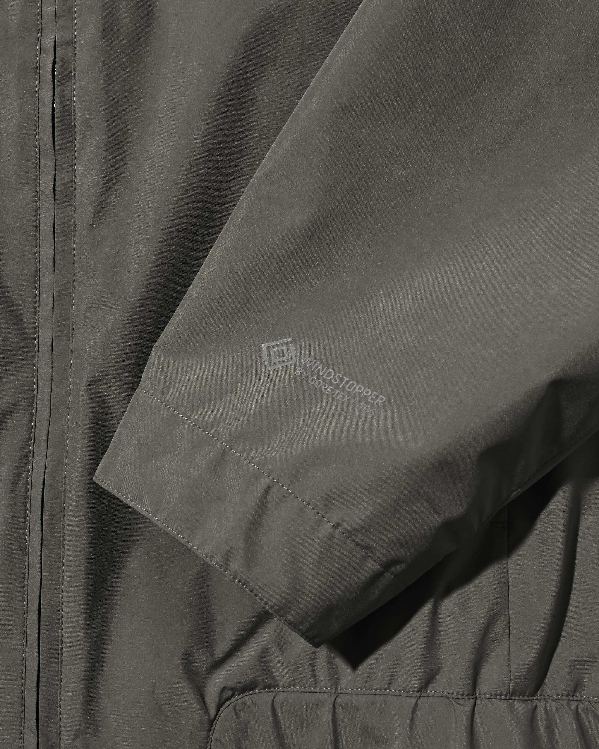 +PHENIX WINDSTOPPER® BY GORE-TEX LABS CITY CORE STAND JACKET (ASPHALT GRAY)