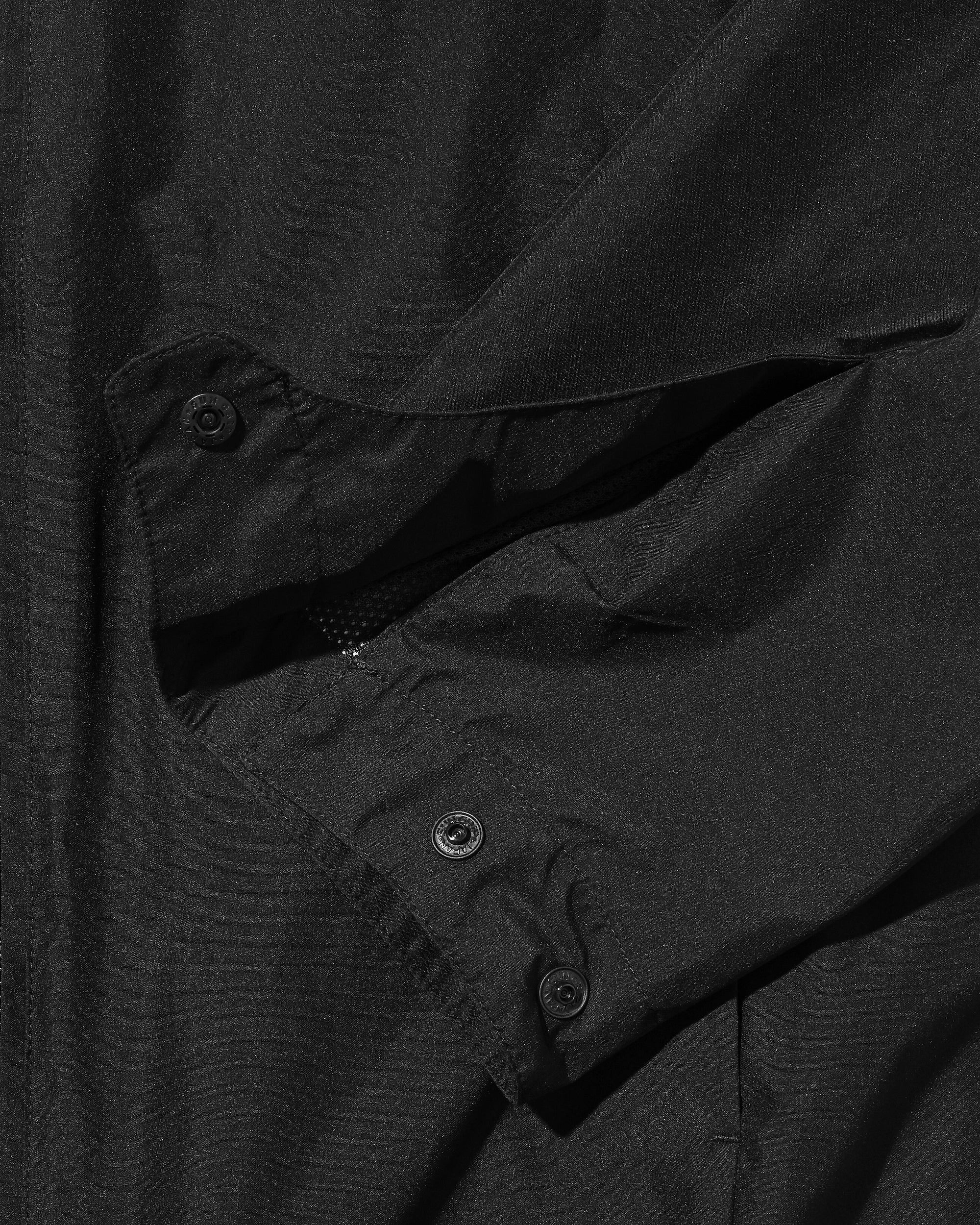 +PHENIX WINDSTOPPER® BY GORE-TEX LABS CITY CORE STAND JACKET (BLACK)