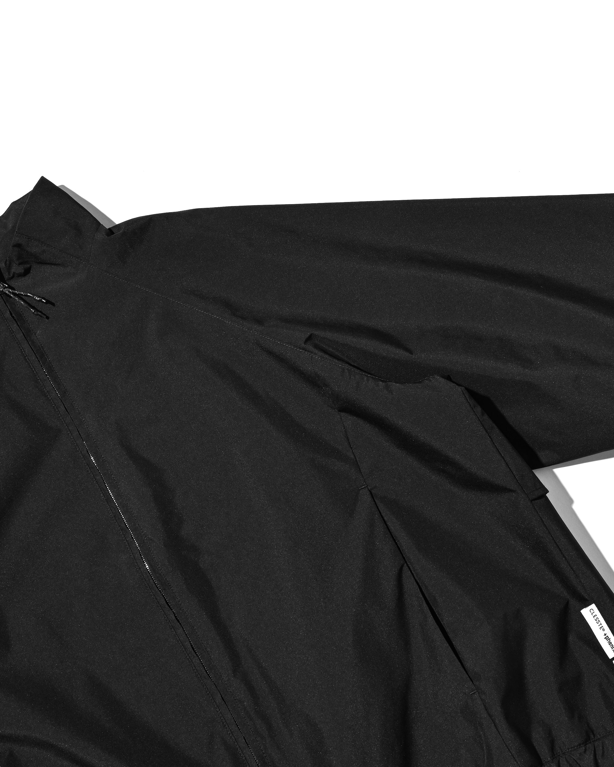 +PHENIX WINDSTOPPER® BY GORE-TEX LABS CITY CORE STAND JACKET (BLACK)