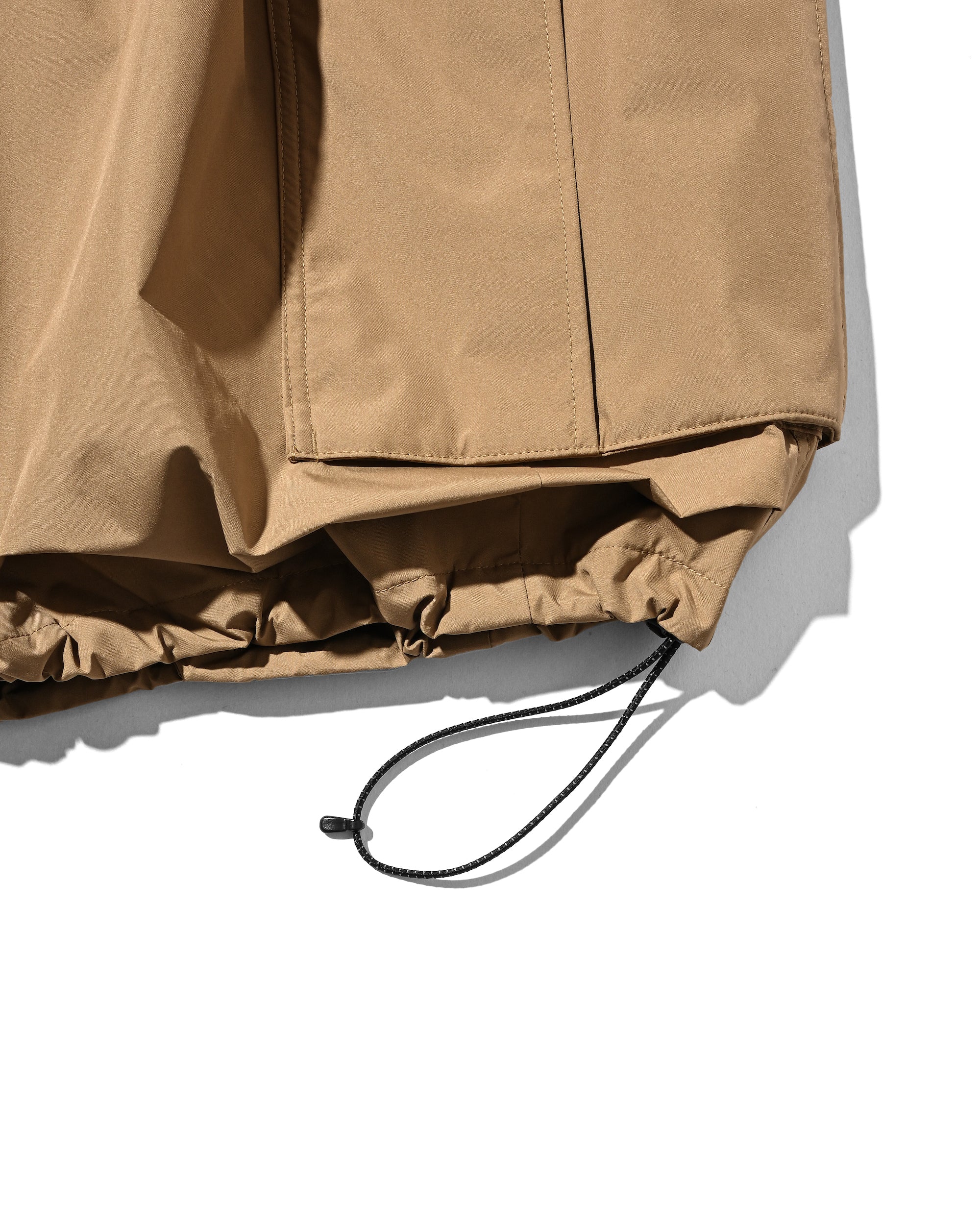 +PHENIX WINDSTOPPER® BY GORE-TEX LABS CITY MEGA POCKET BALLOON CARGO HALF PANTS (CAMEL BEIGE)