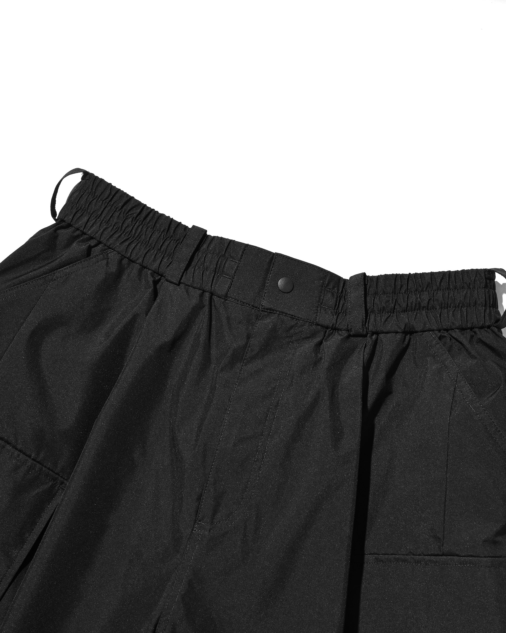 +PHENIX WINDSTOPPER® BY GORE-TEX LABS CITY MEGA POCKET BALLOON CARGO HALF PANTS(BLACK)