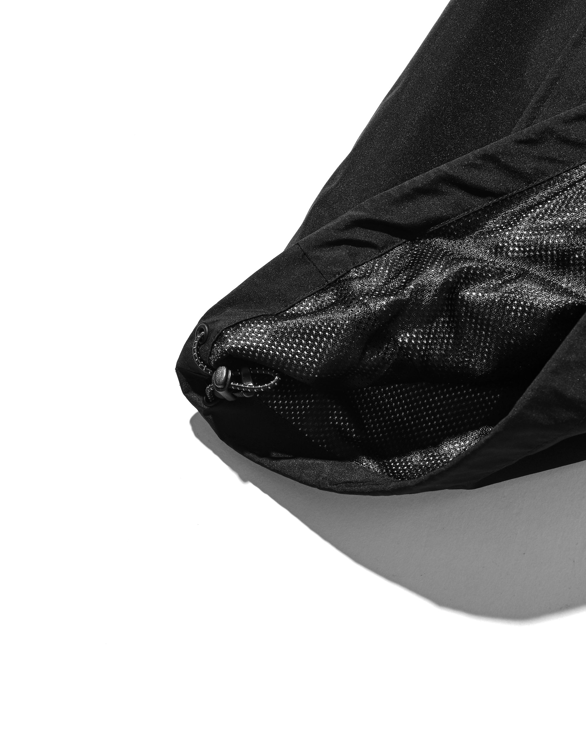 +PHENIX WINDSTOPPER® BY GORE-TEX LABS CITY MEGA POCKET BALLOON CARGO HALF PANTS(BLACK)