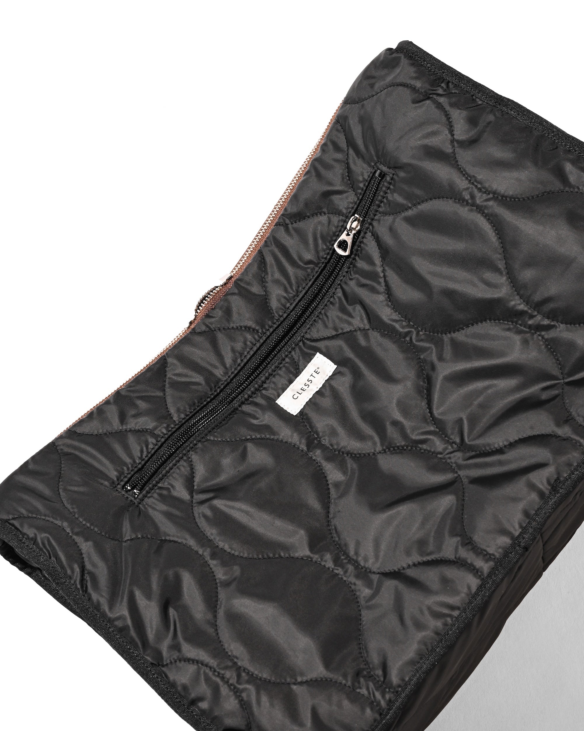 【6.17 WED 20:00- IN STOCK】LEATHER DAYOFF BAG LARGE (BROWN)