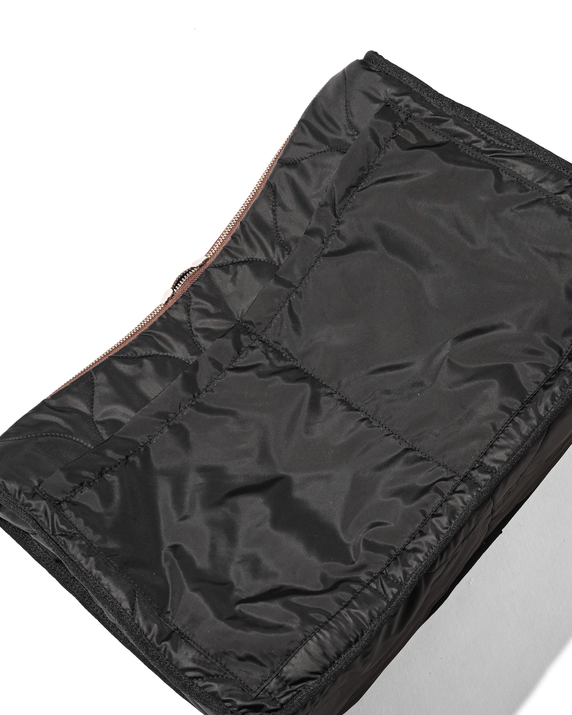 LEATHER DAYOFF BAG LARGE (BROWN)