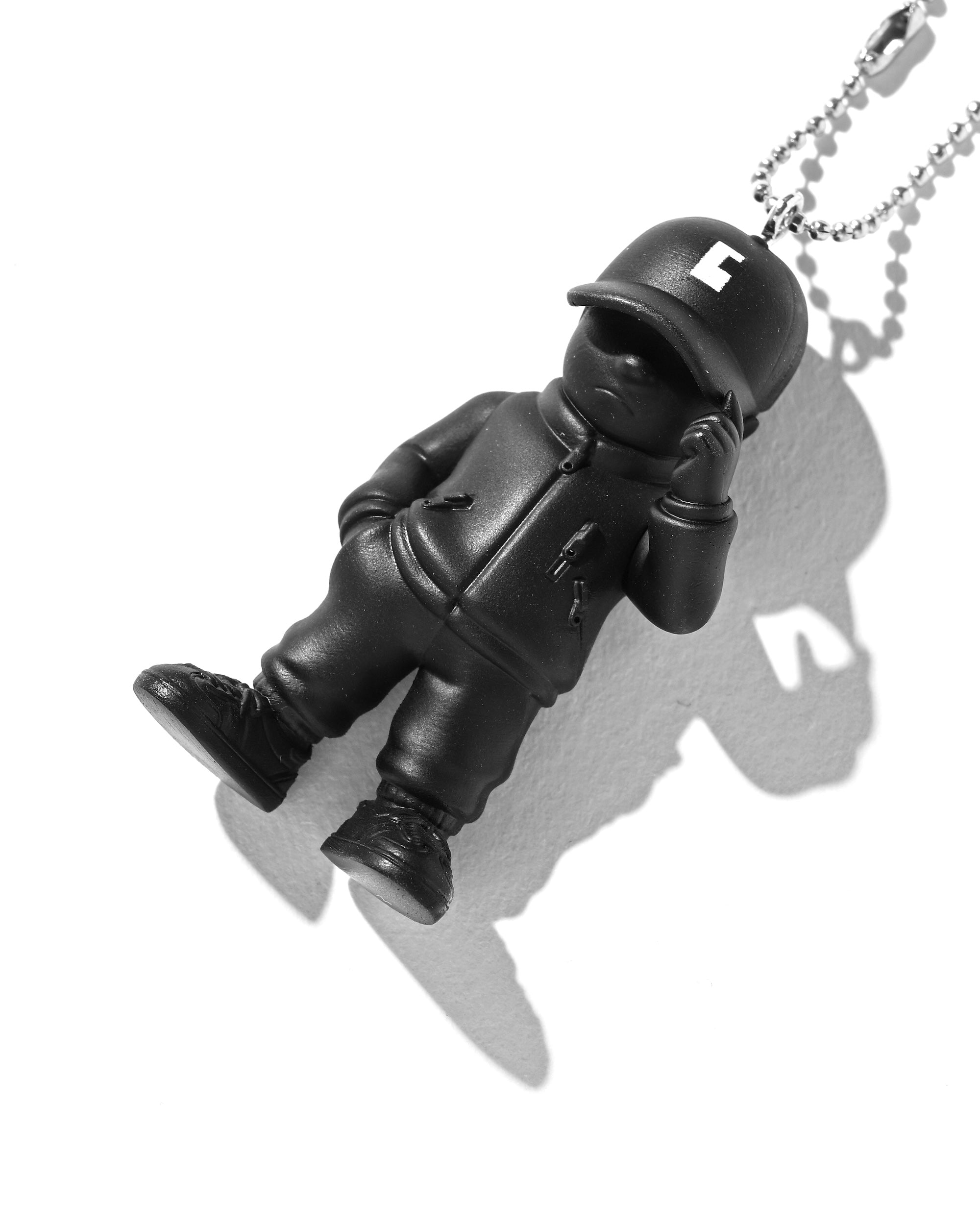 【10.15 WED 20:00- IN STOCK】CLESSTE BOY KEY HOLDER (BLACK)