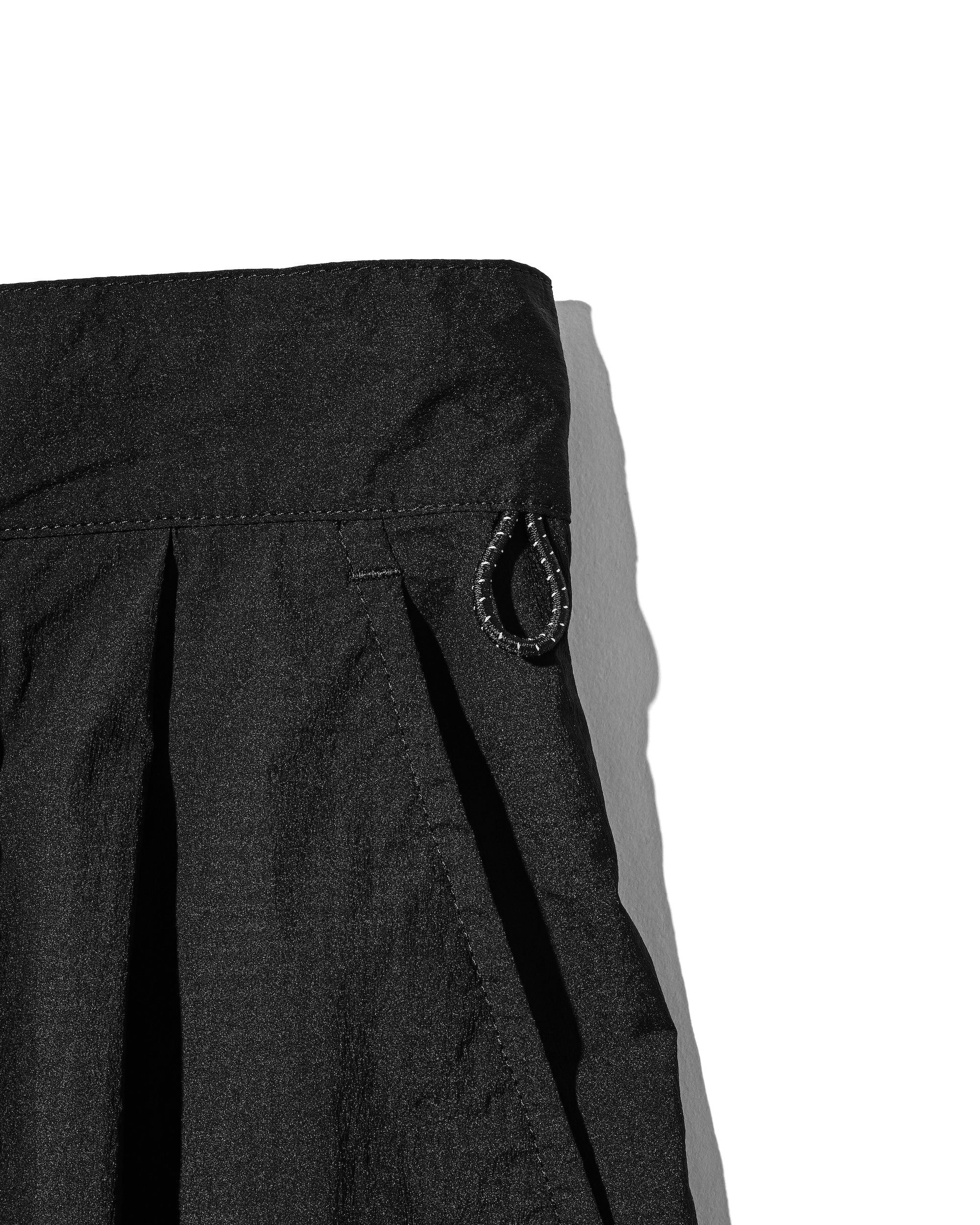 CRISPY NYLON CITY UNIFORM WIDE TAPERED PANTS (BLACK)