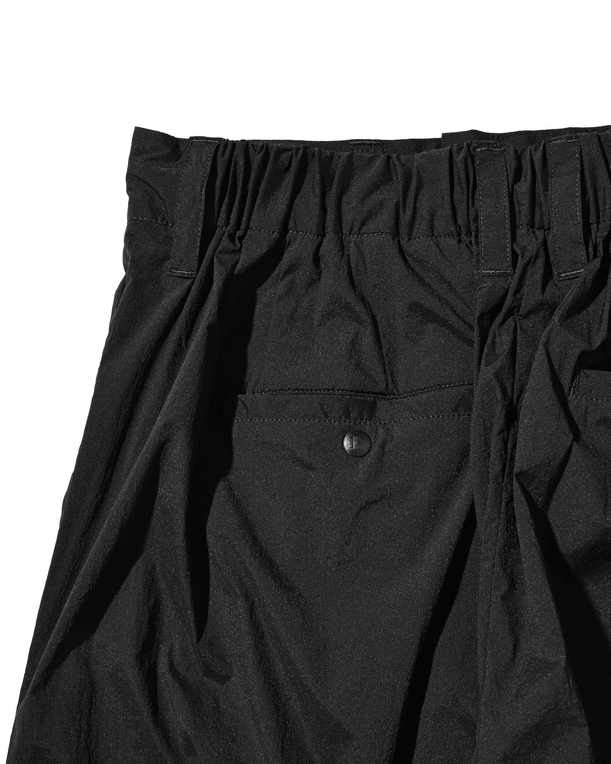 CRISPY NYLON CITY UNIFORM WIDE TAPERED PANTS (BLACK)