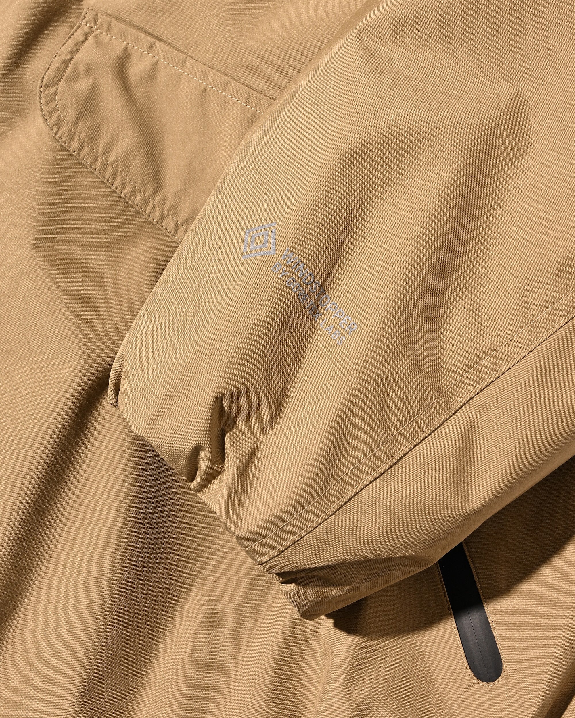 【9.12 SAT 20:00- IN STOCK】+phenix WINDSTOPPER® by GORE-TEX LABS CITY FLIGHT JACKET (CAMEL BEIGE)
