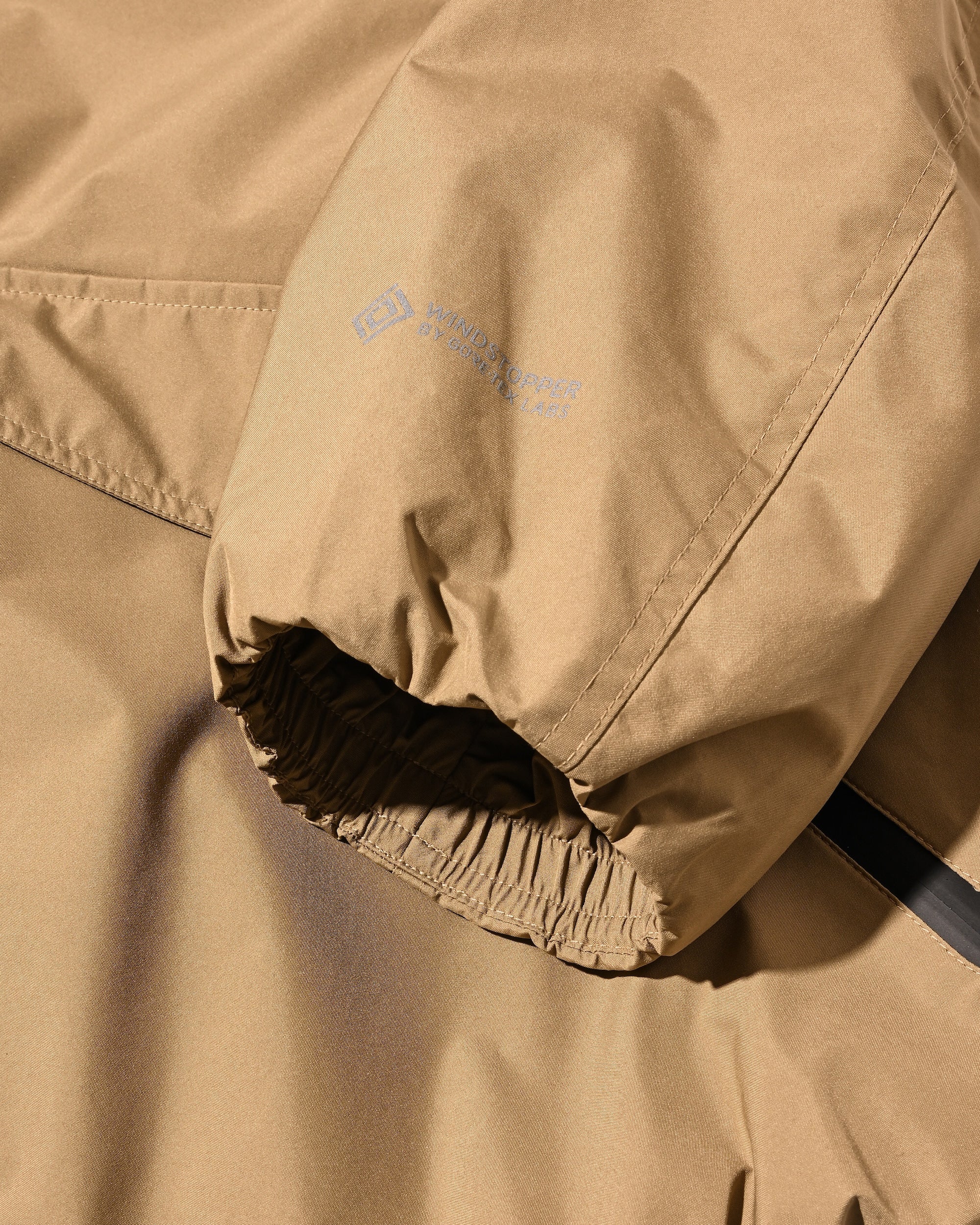 【9.12 SAT 20:00- IN STOCK】+phenix WINDSTOPPER® by GORE-TEX LABS CITY FLIGHT JACKET (CAMEL BEIGE)