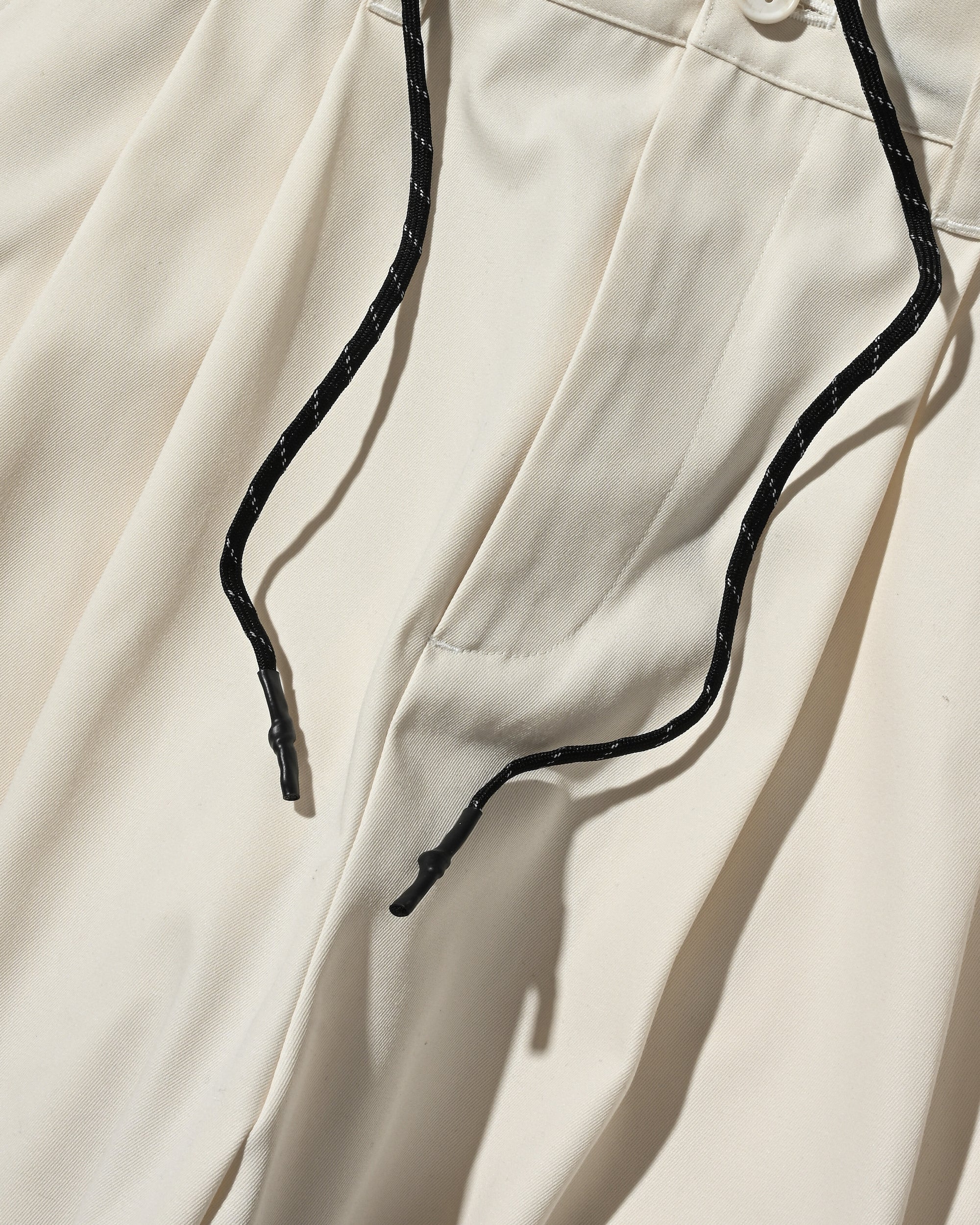 【4.29 WED 20:00- IN STOCK】T/C GABARDINE CITY UNIFORM WIDE TAPERED PANTS (IVORY)