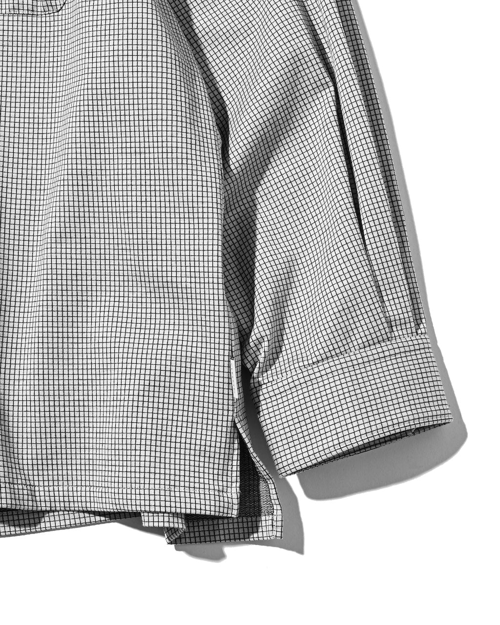 【10.24 SAT 20:00- IN STOCK】 MINI GRID CHECK 36G KNIT EVERYDAY ZIP UP L/S SHIRT (WHITE×BLACK)
